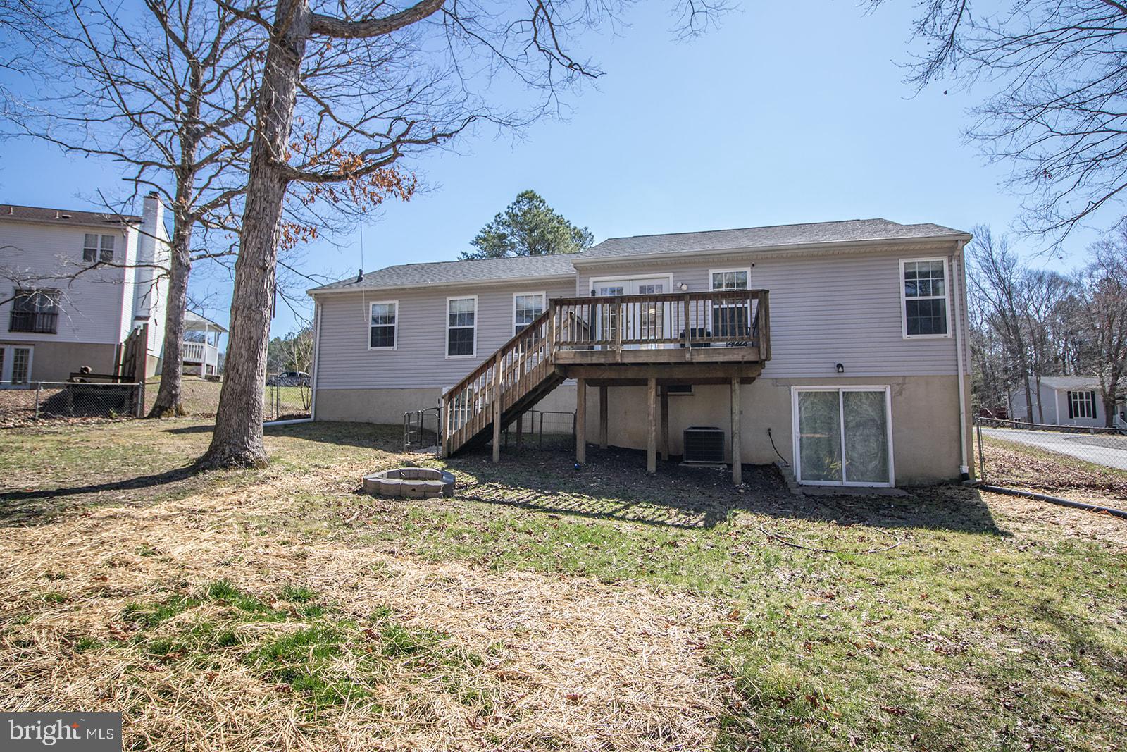 HUNTING QUARTERS - Residential