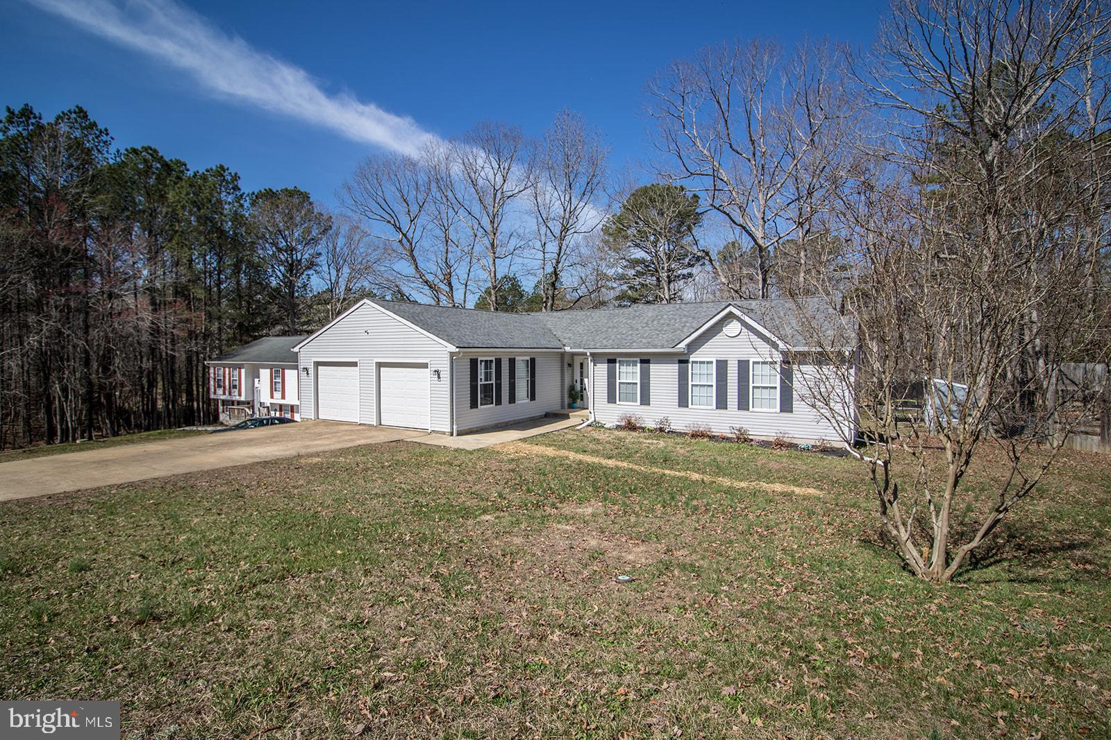 HUNTING QUARTERS - Residential