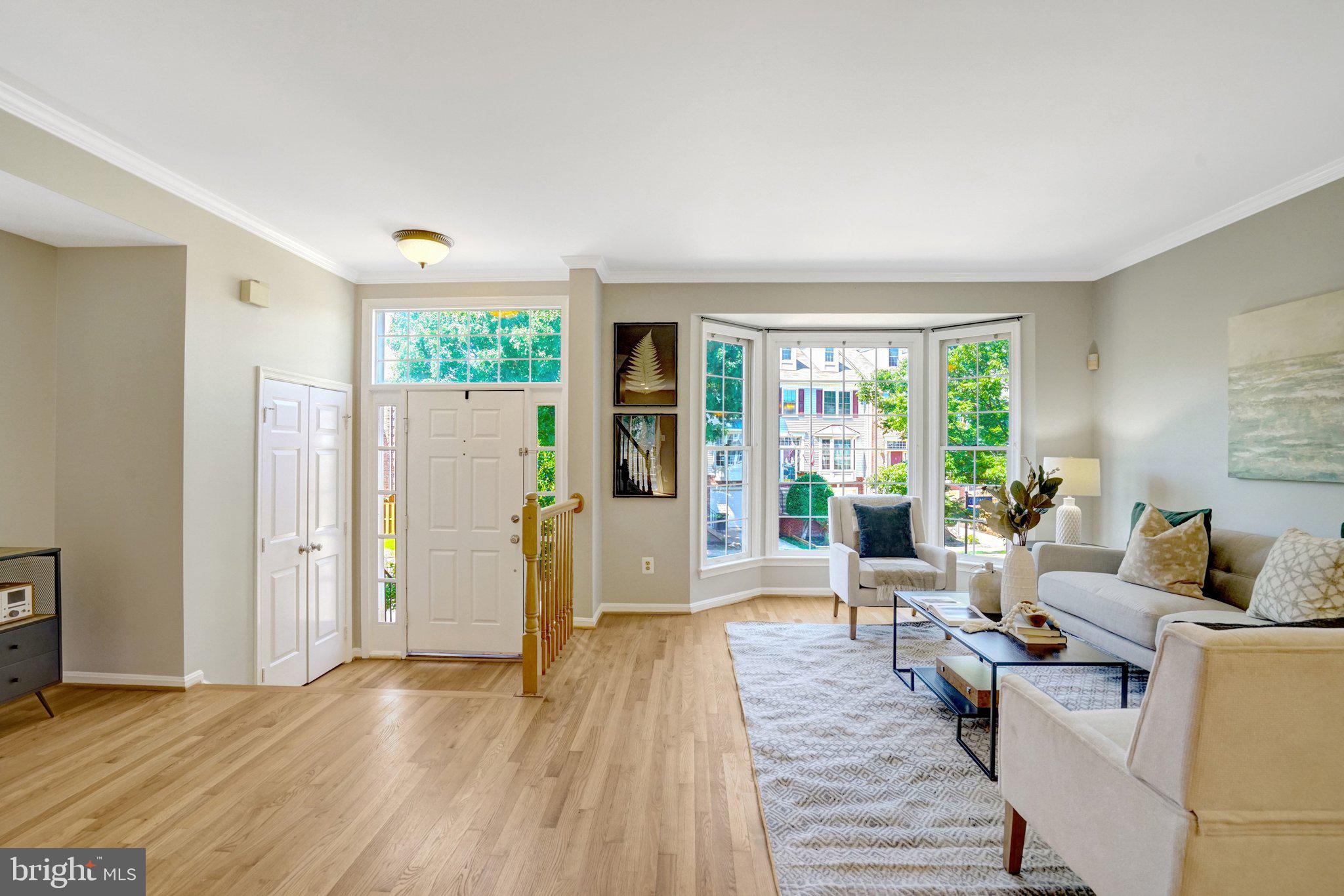 5807 CLAPHAM ROAD