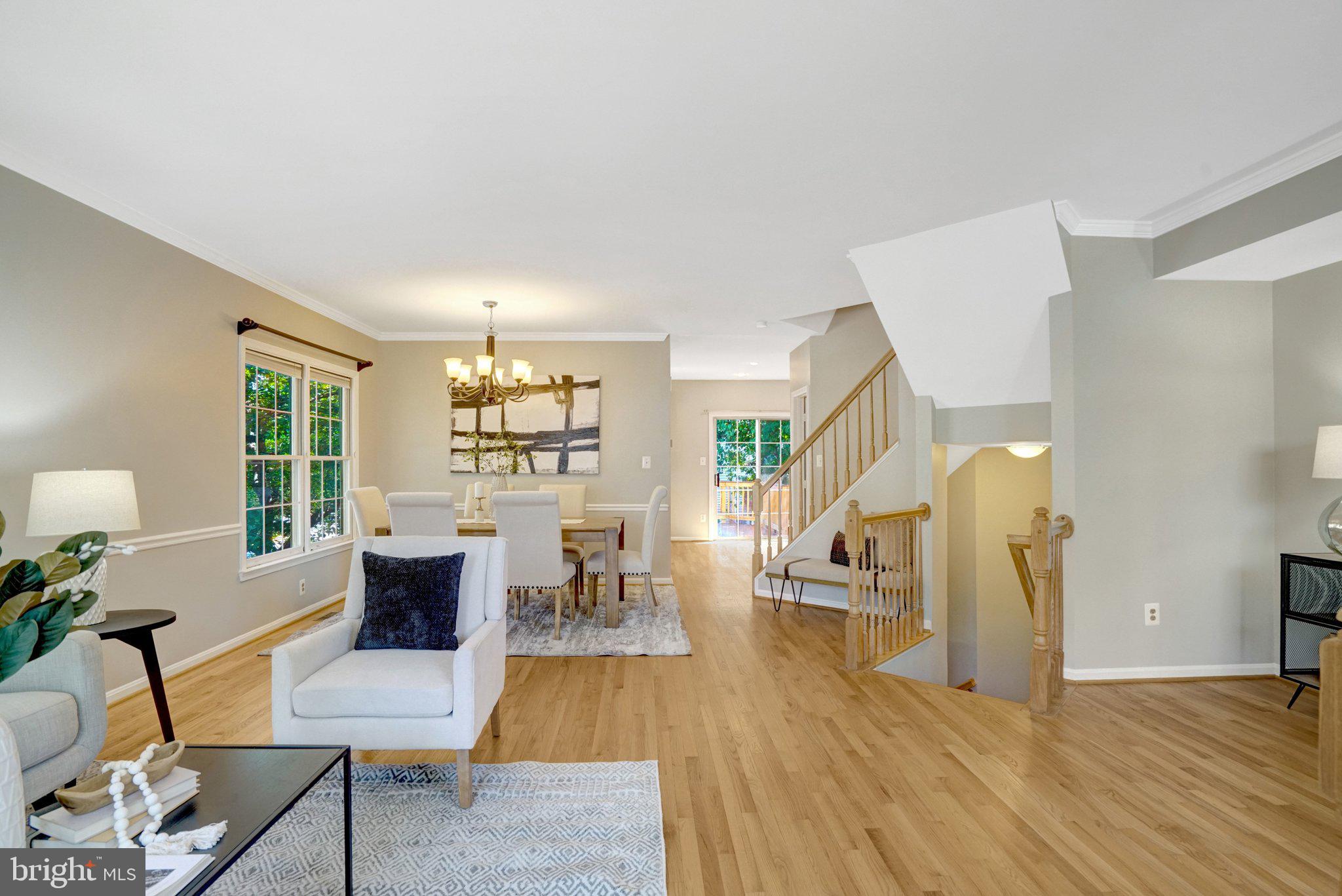 5807 CLAPHAM ROAD