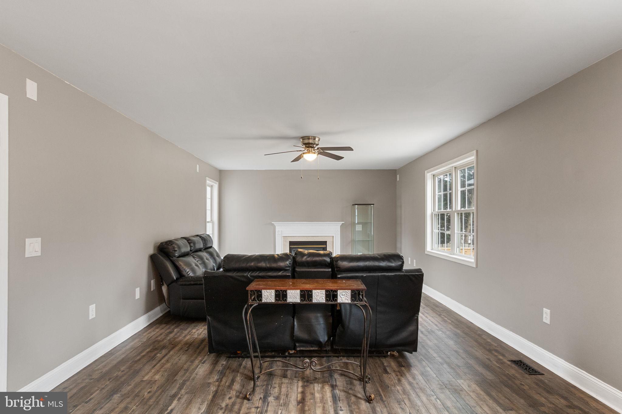 LEELAND STATION - Residential