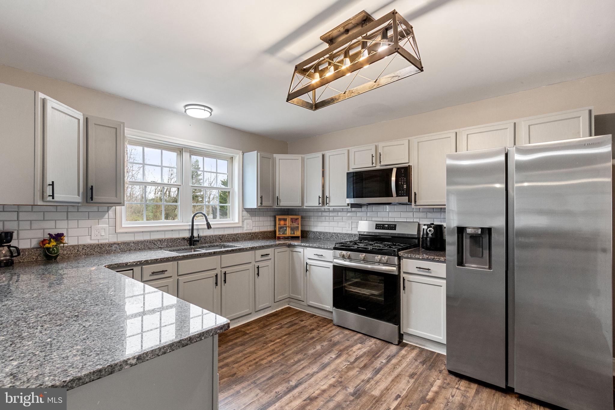 LEELAND STATION - Residential