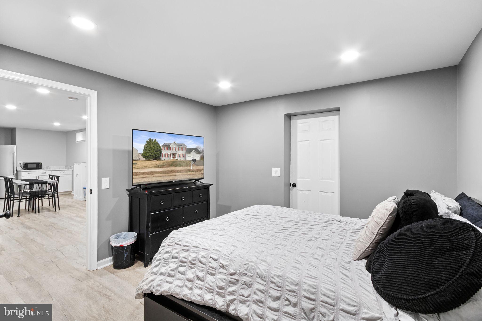 LEELAND STATION - Residential