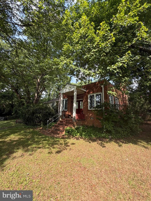 Photo of 7314 Idylwood Road, FALLS CHURCH, VA 22043 (MLS # VAFX2323632)