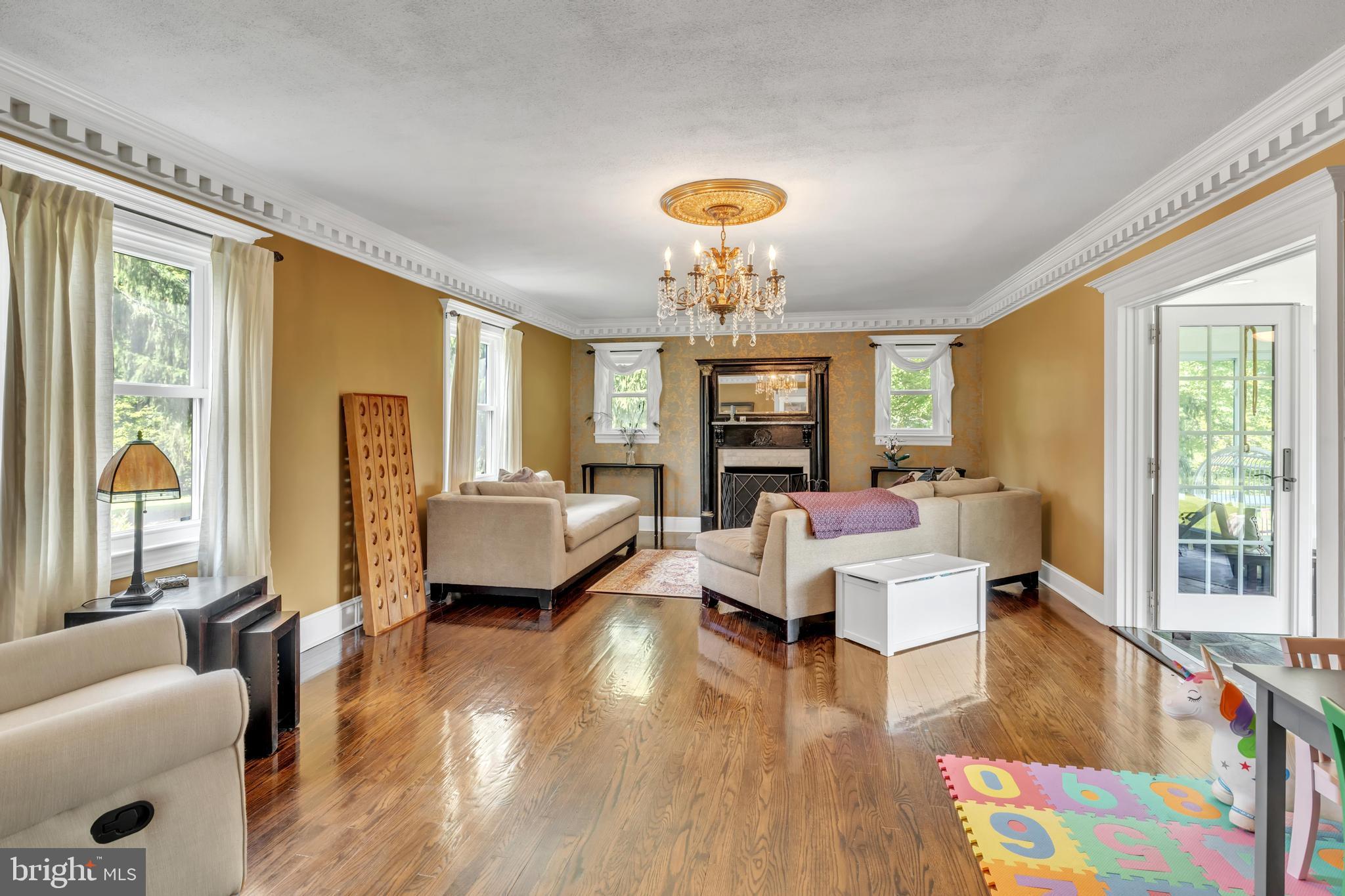 NORTH EAST HEIGHTS - Residential