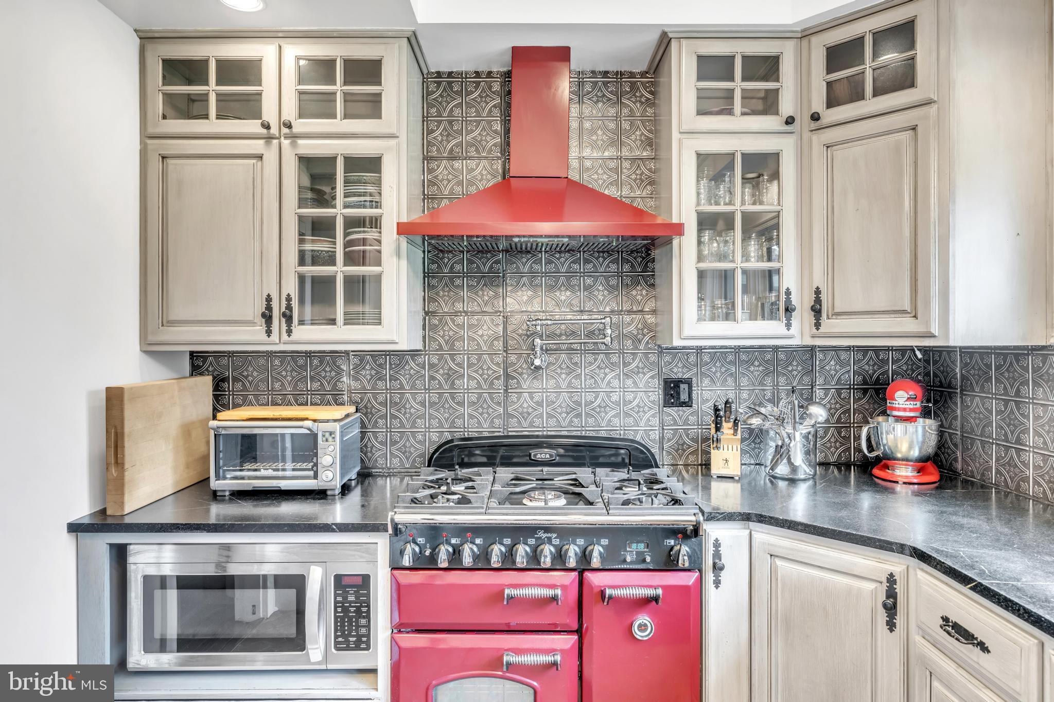 NORTH EAST HEIGHTS - Residential