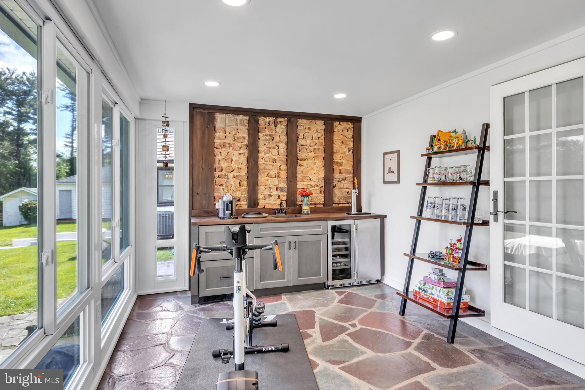 NORTH EAST HEIGHTS - Residential