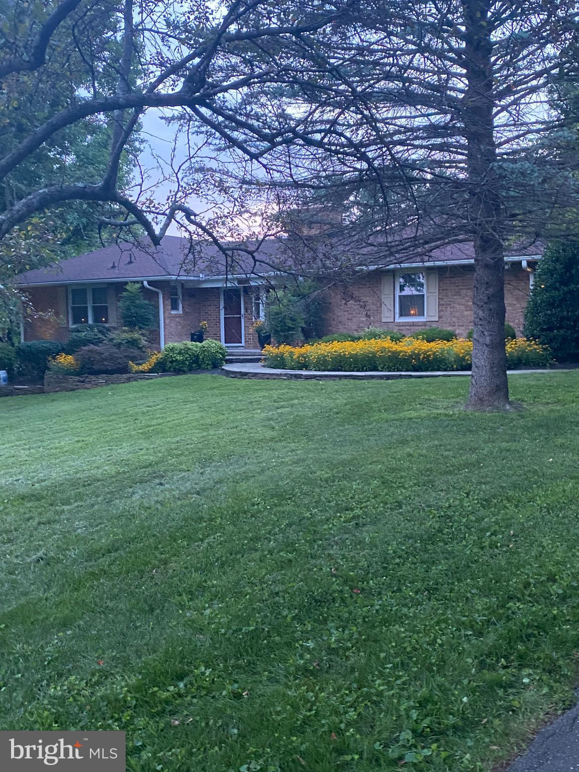 1050 STREAKER ROAD
