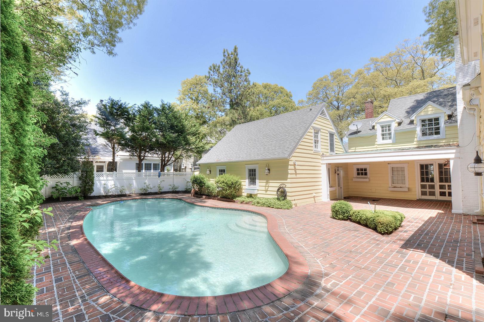 NORTH REHOBOTH - Residential