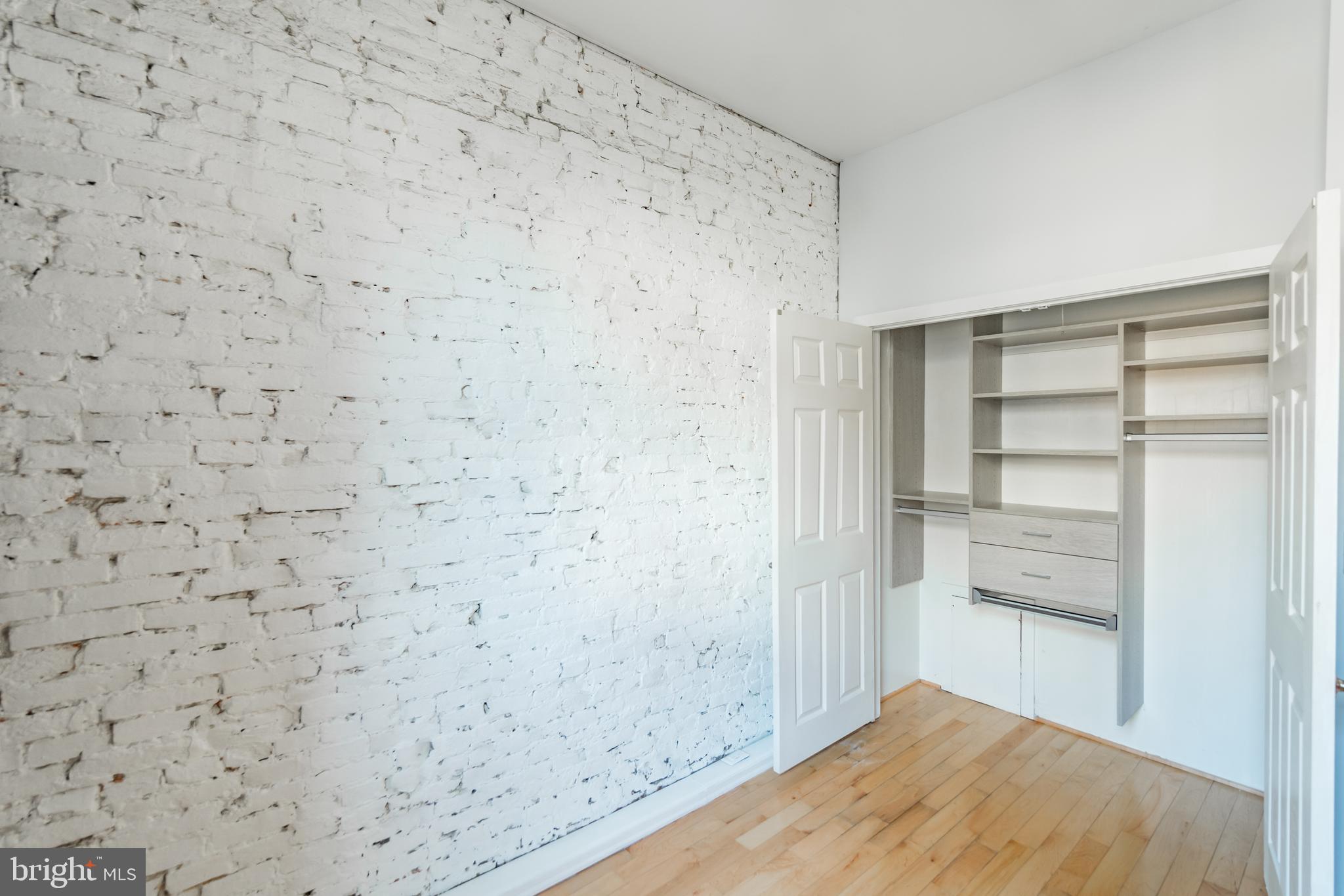 OLD CITY - Residential Lease