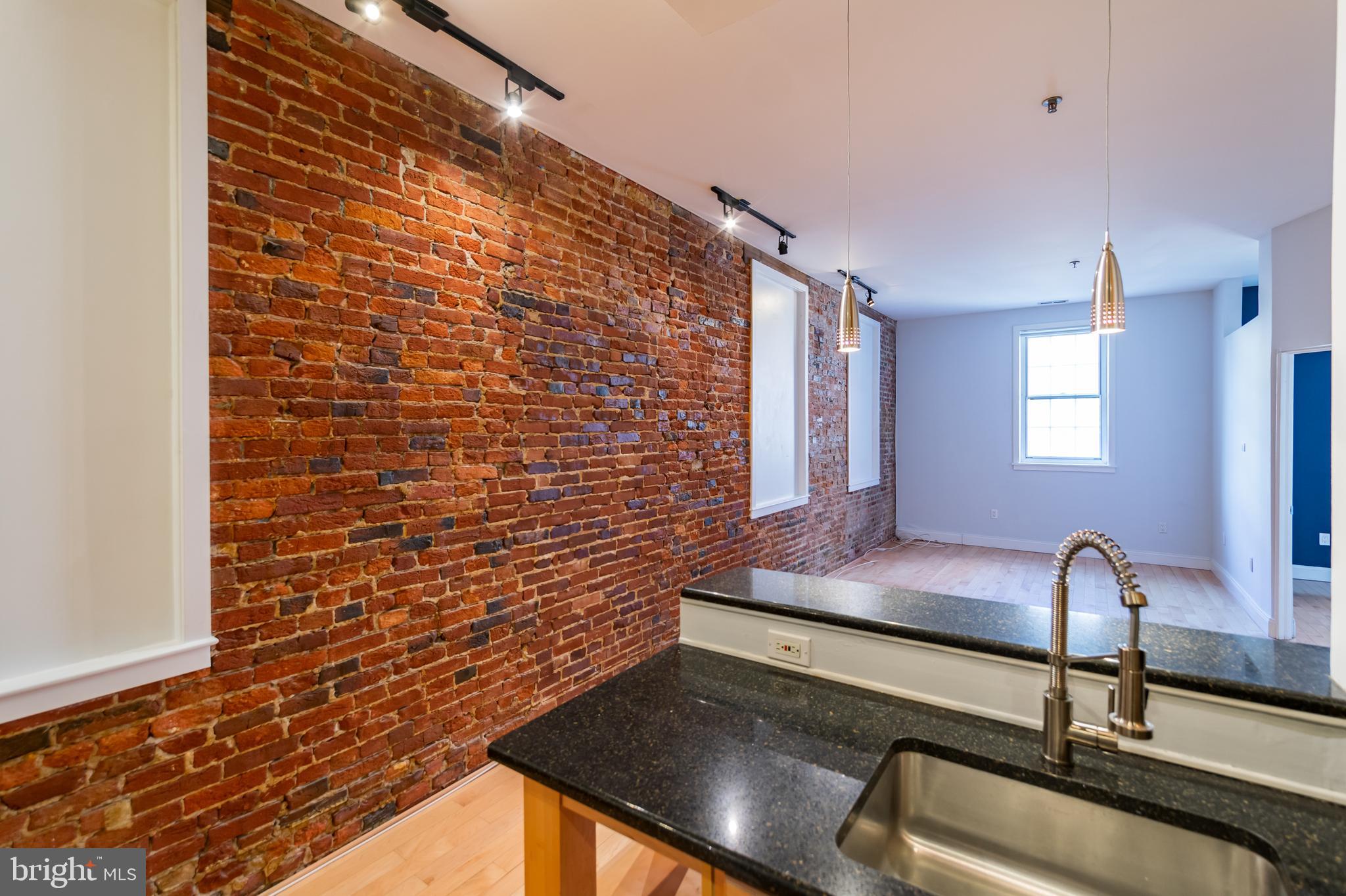 OLD CITY - Residential Lease