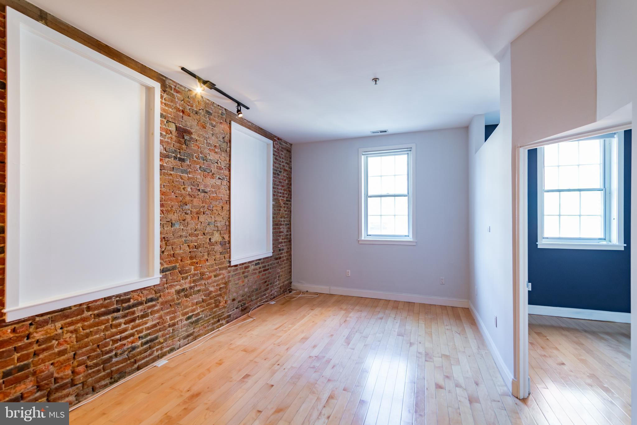 OLD CITY - Residential Lease