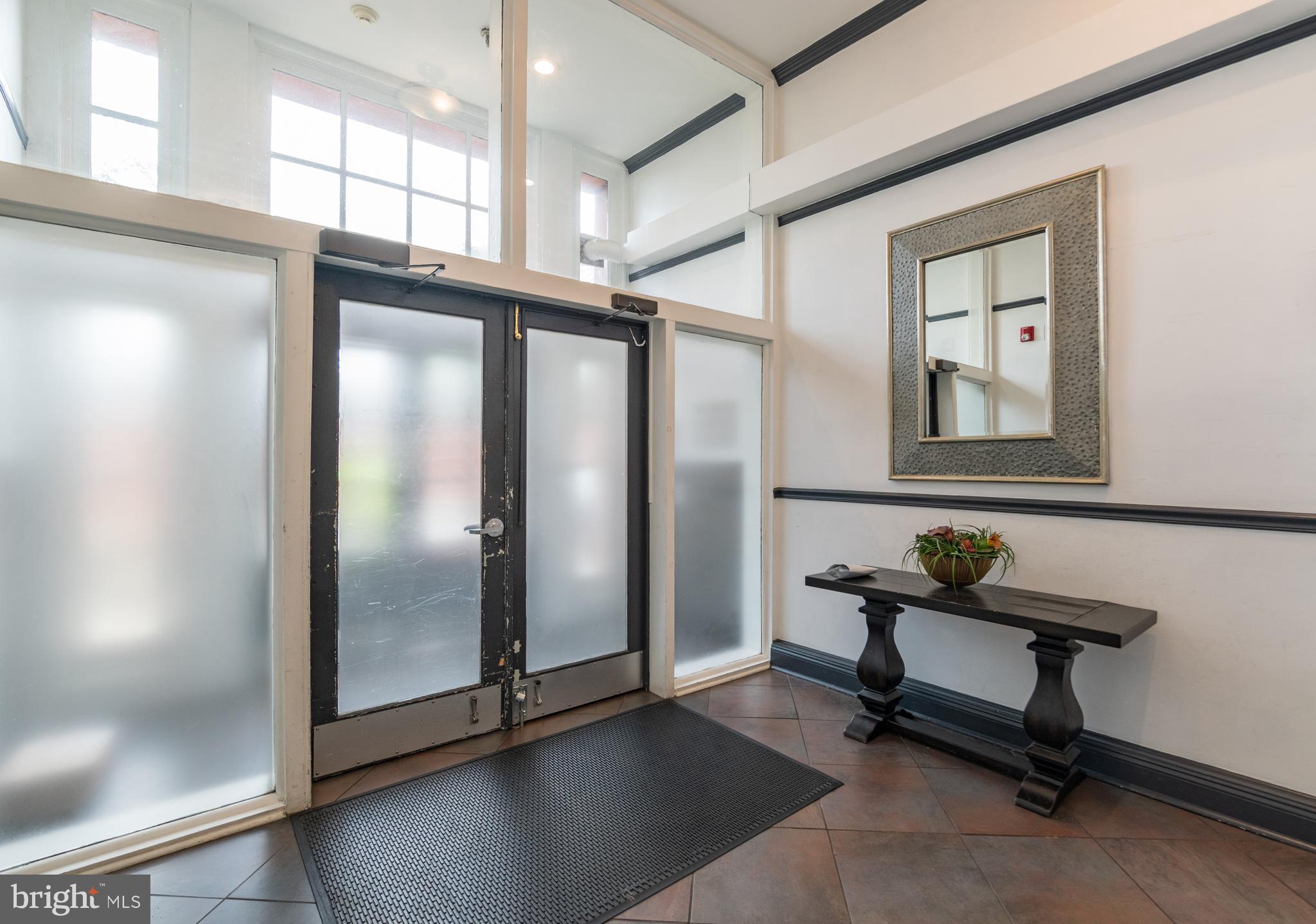 OLD CITY - Residential Lease