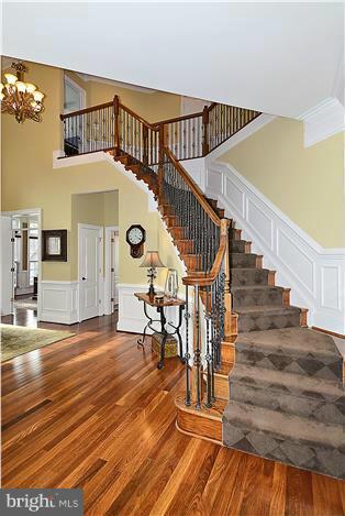 LANSDOWNE ON THE POTOMAC - Residential