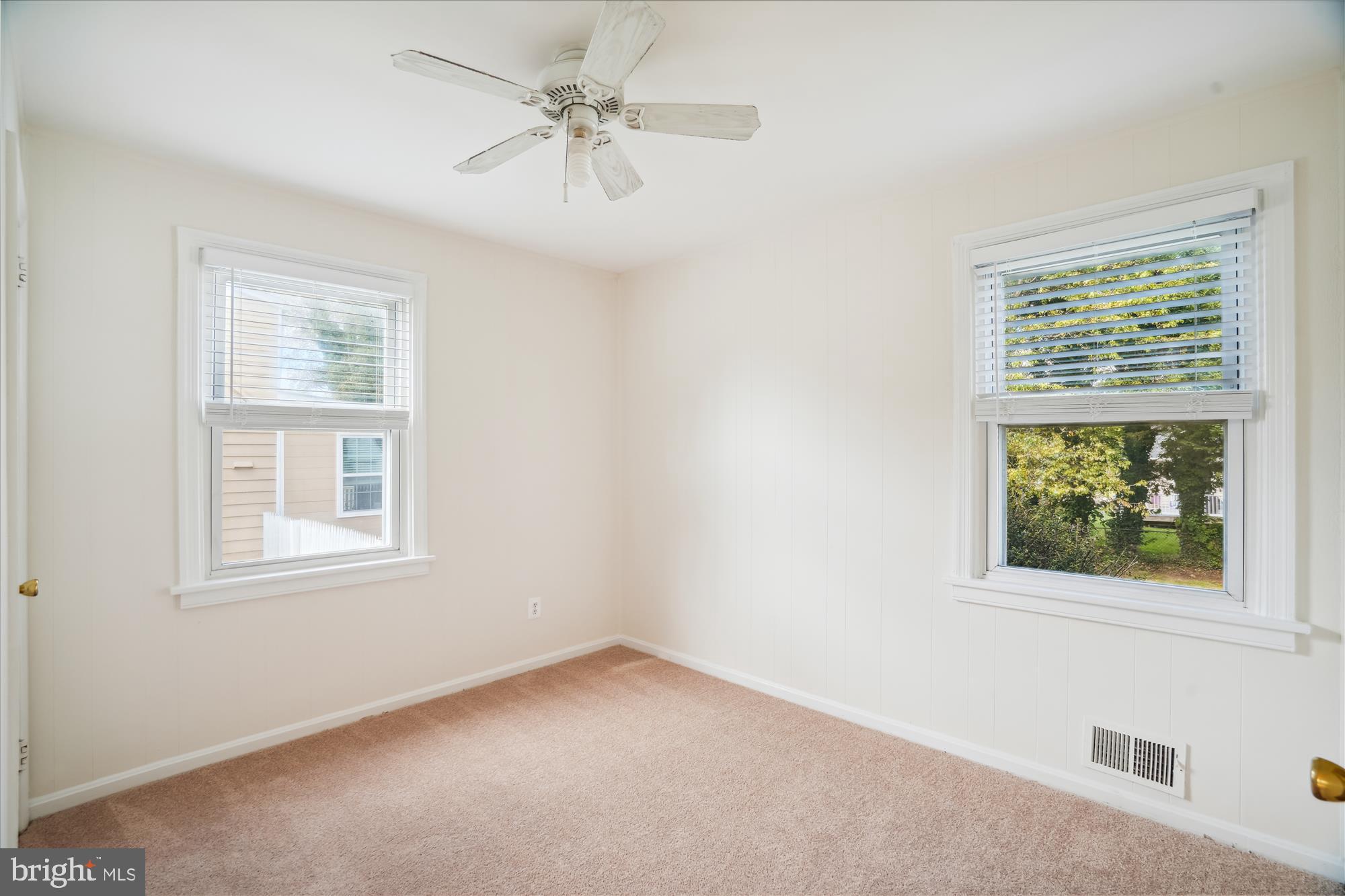 GLENMONT FOREST - Residential