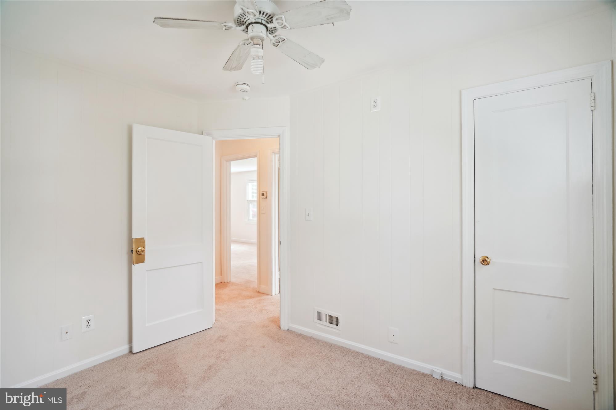 GLENMONT FOREST - Residential