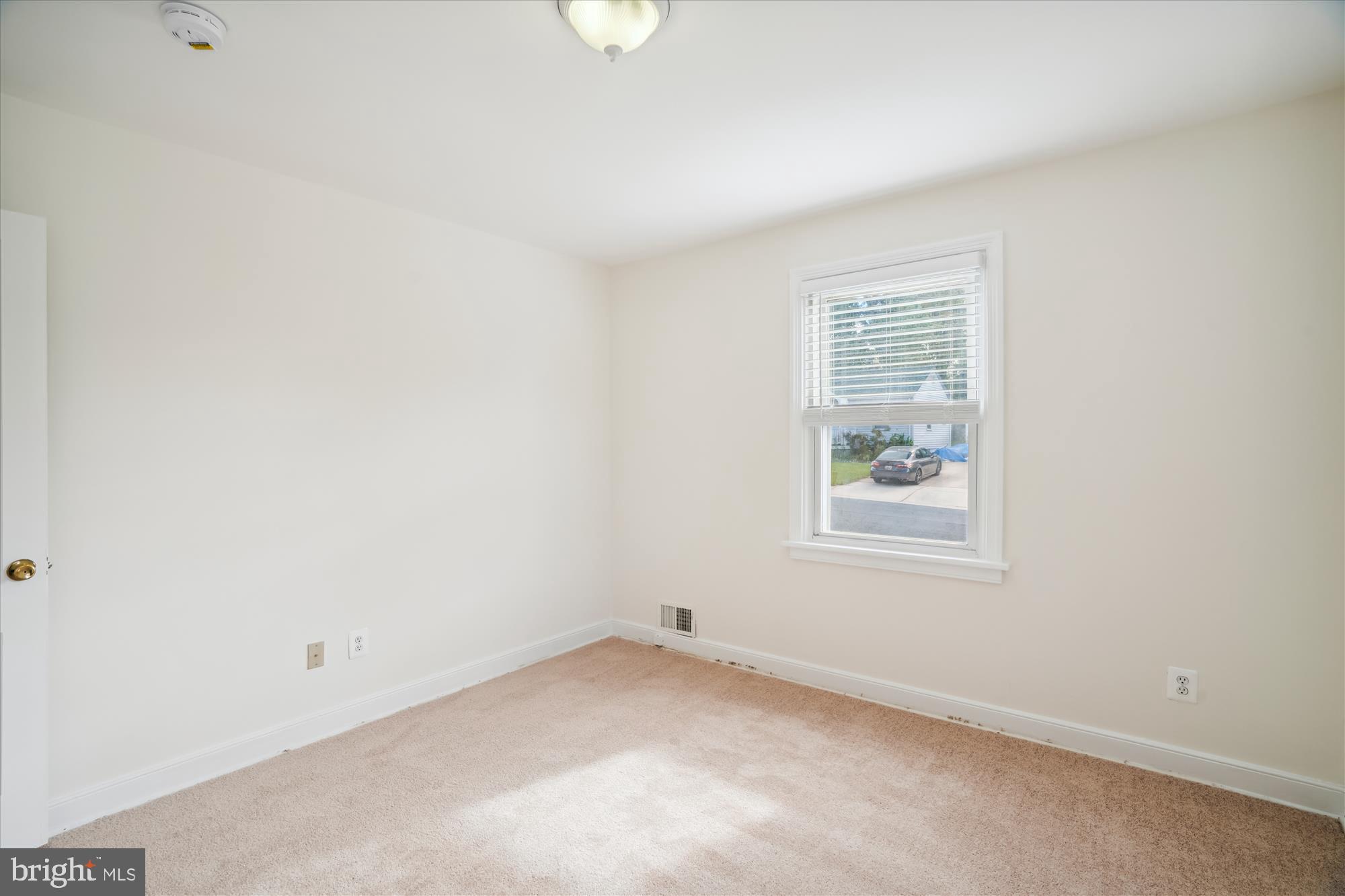 GLENMONT FOREST - Residential