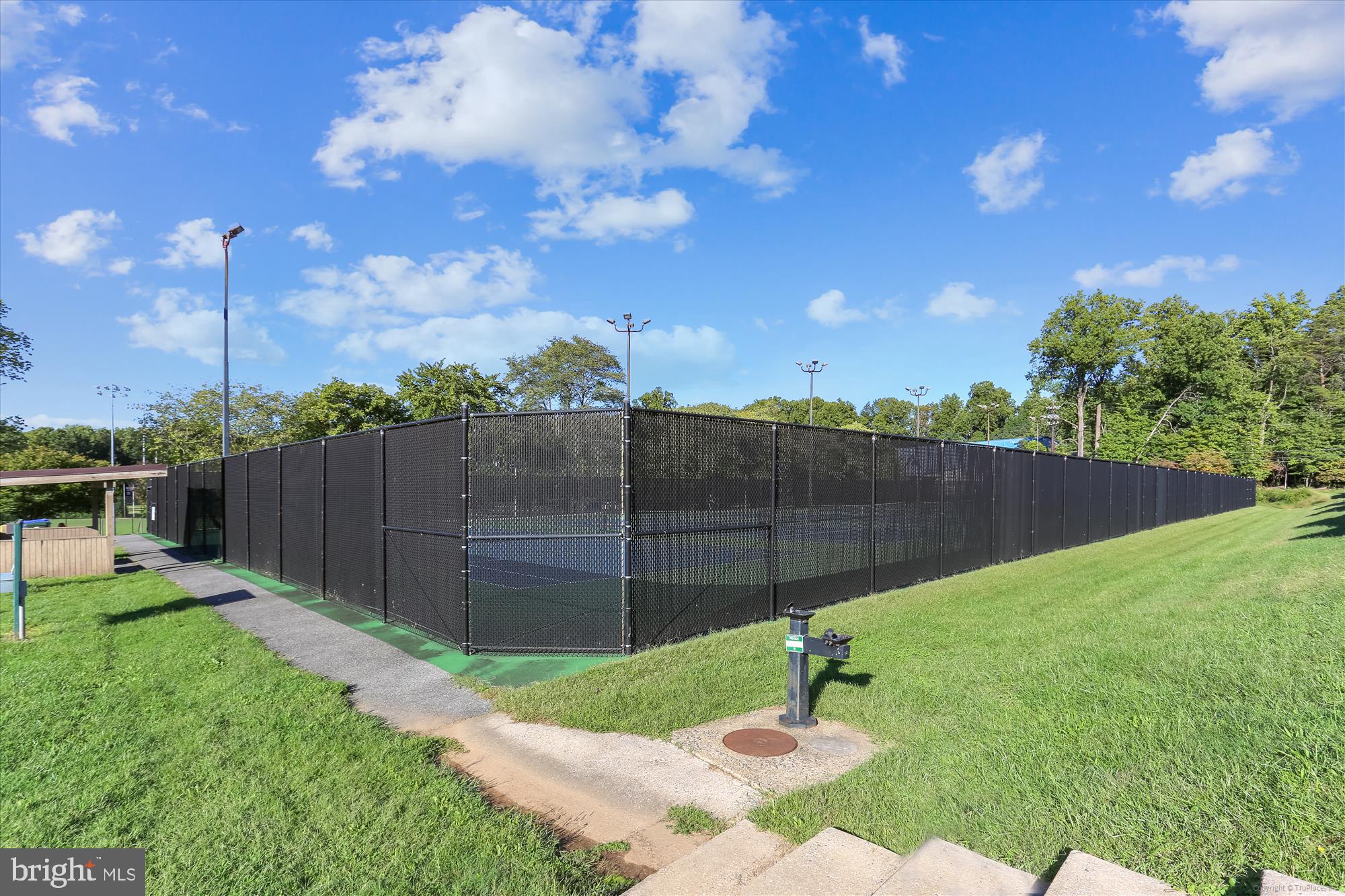 GLENMONT FOREST - Residential