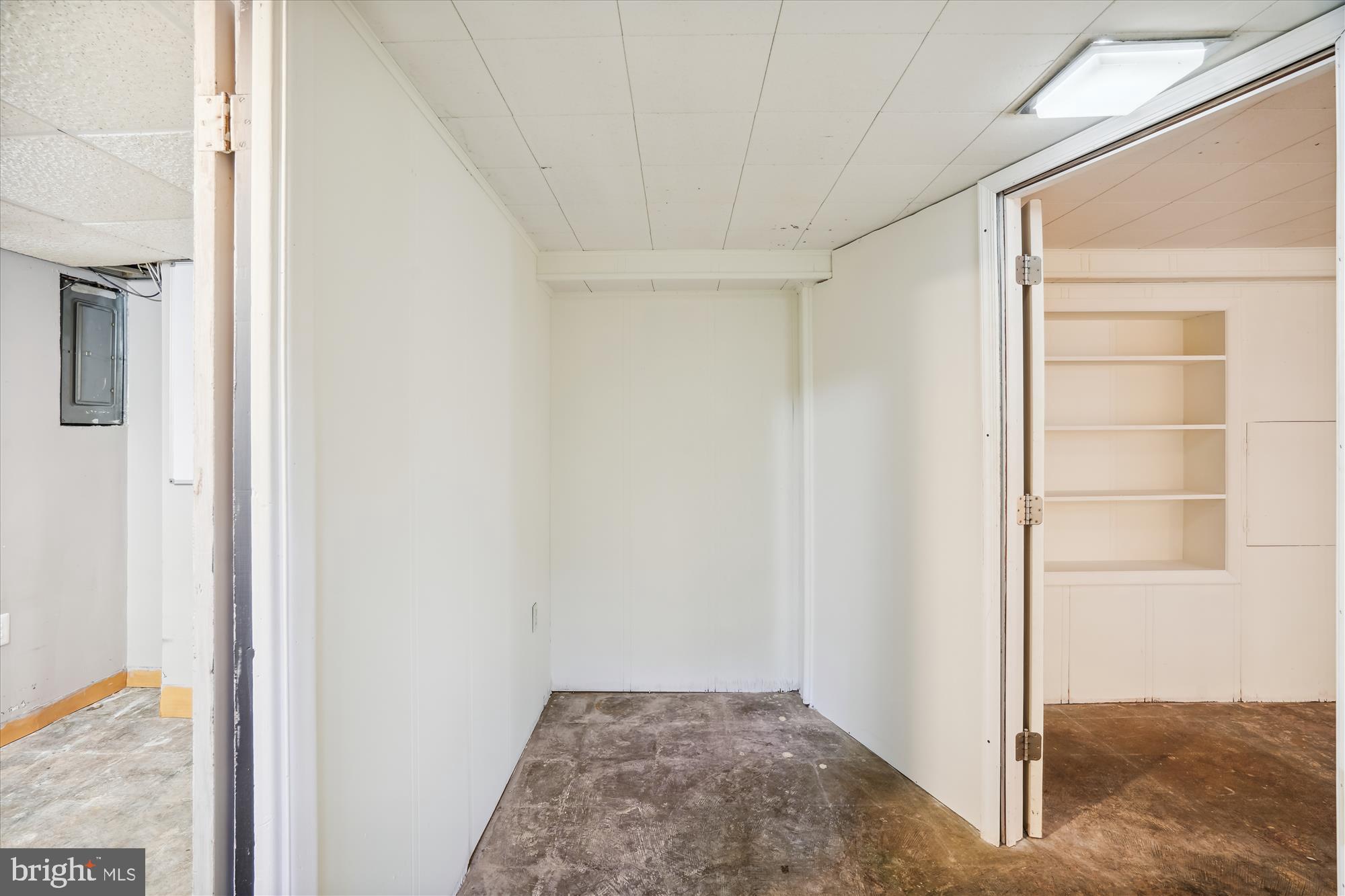 GLENMONT FOREST - Residential