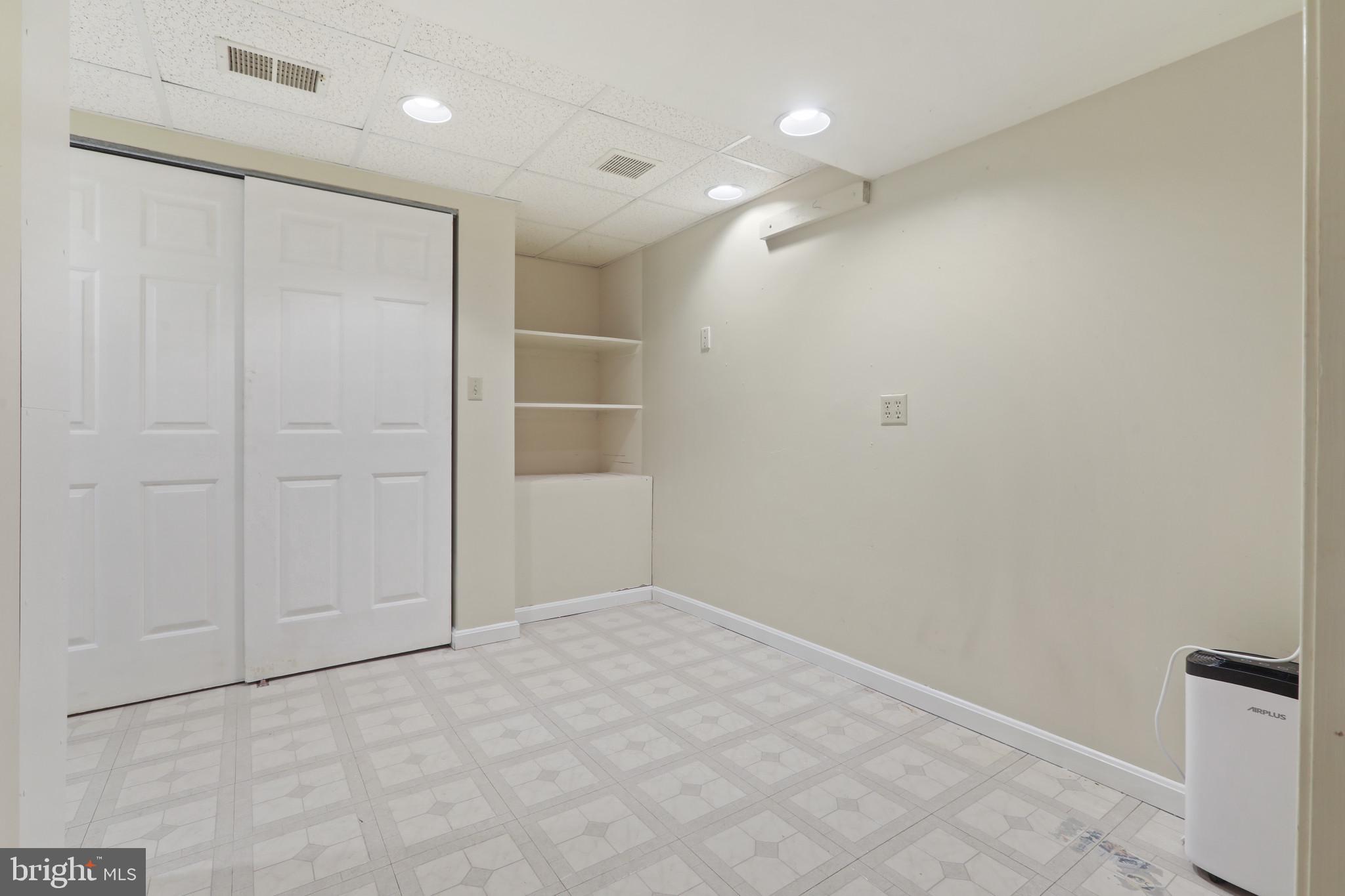 PARLIAMENT RIDGE - Residential