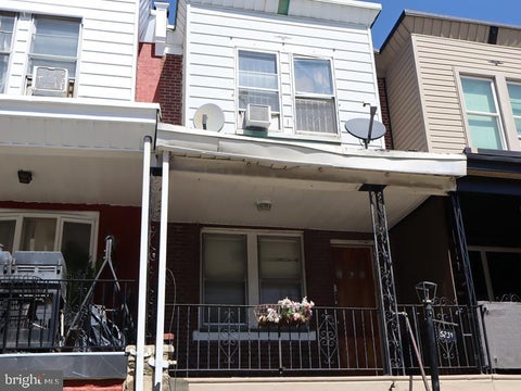 Townhouse For Sale - 5239 Pennsgrove Street<br/> Philadelphia County, PHILADELPHIA, PA 19131