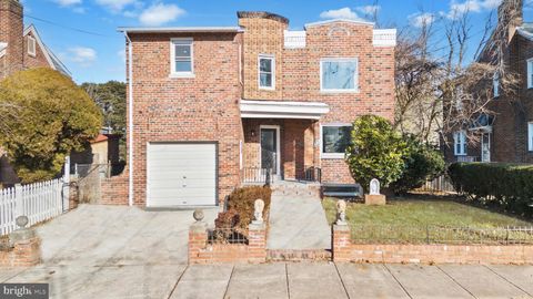 33 NICHOLSON STREET NW WASHINGTON DC 20011