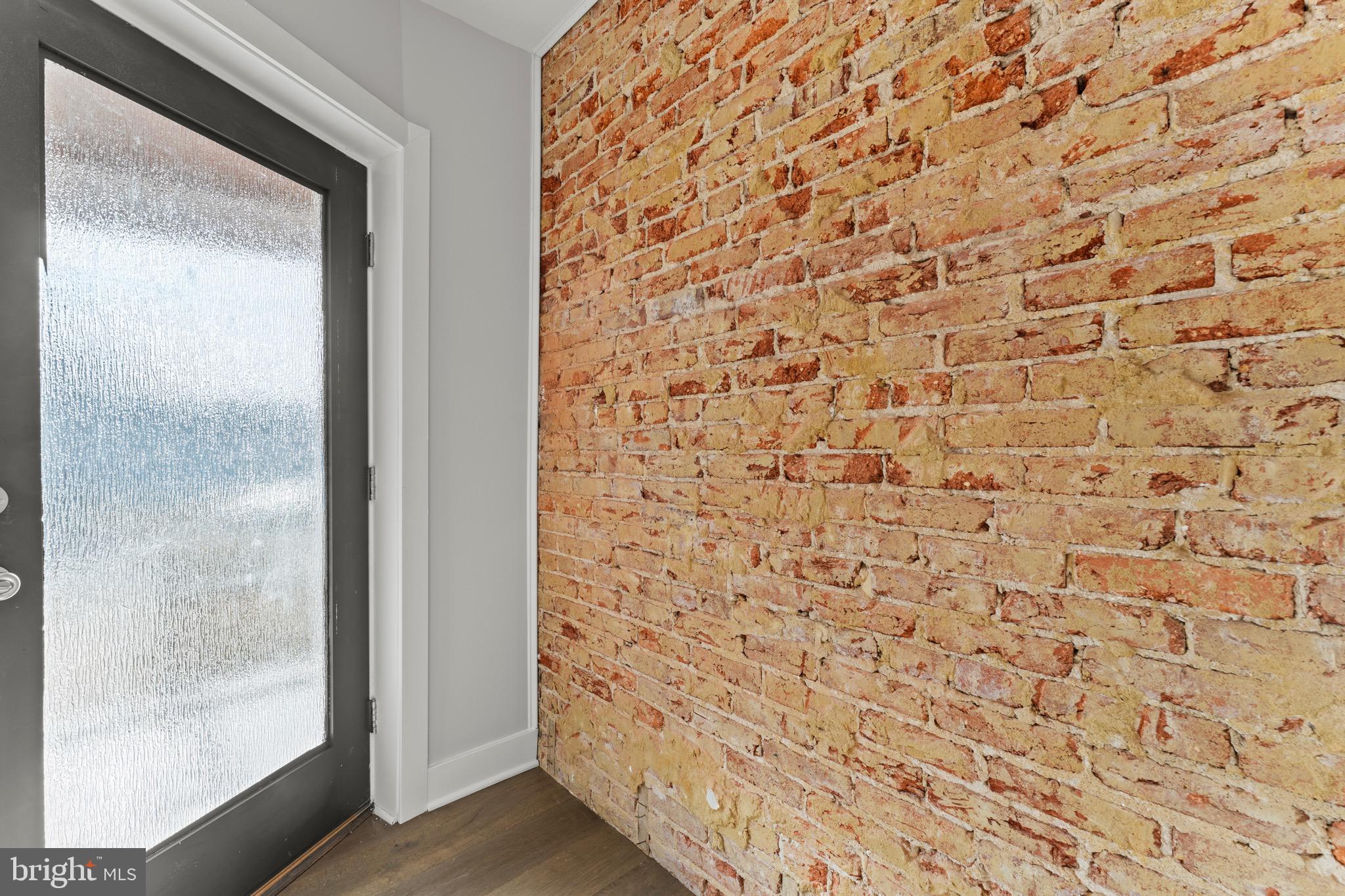 33 NICHOLSON STREET NW