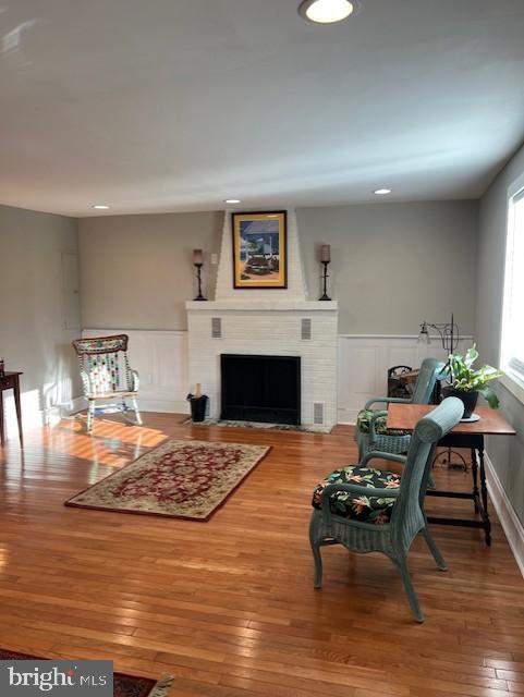 Photo 1 of 30 — 31 S JOHN F KENNEDY WAY S, WILLINGBORO, NJ 08046