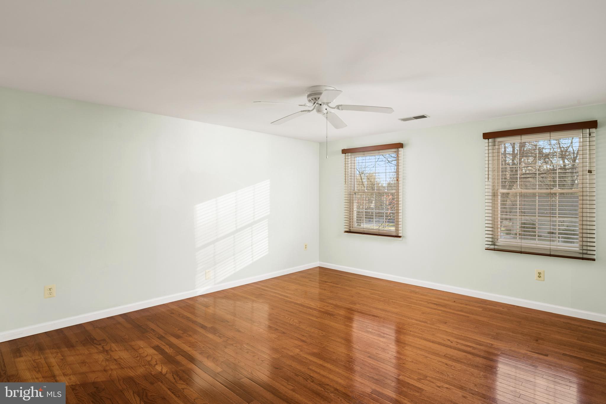 VILLAGE OF KINGS CONTRIVANCE - Residential Lease