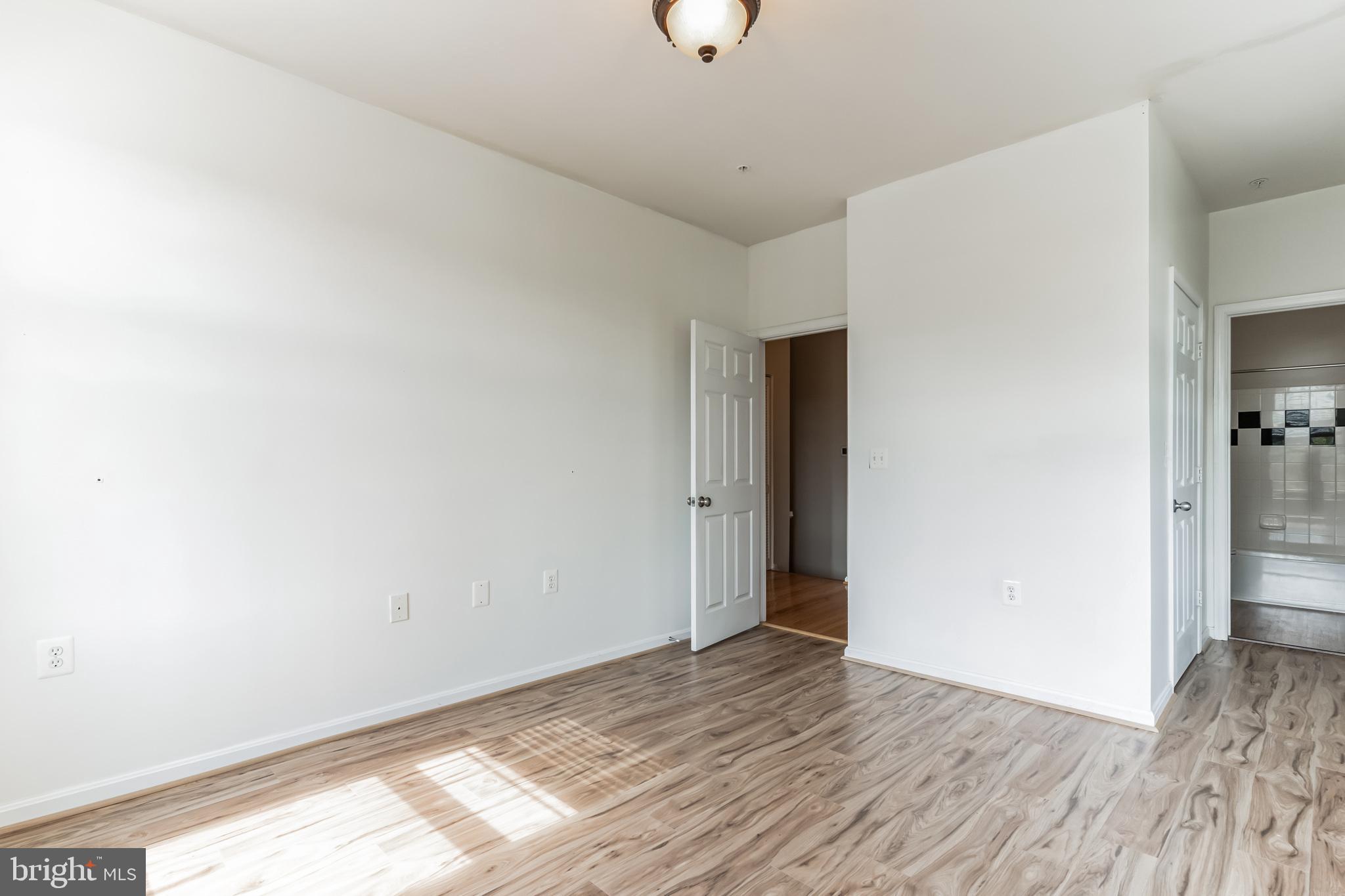 FAIRFAX RIDGE - Residential Lease