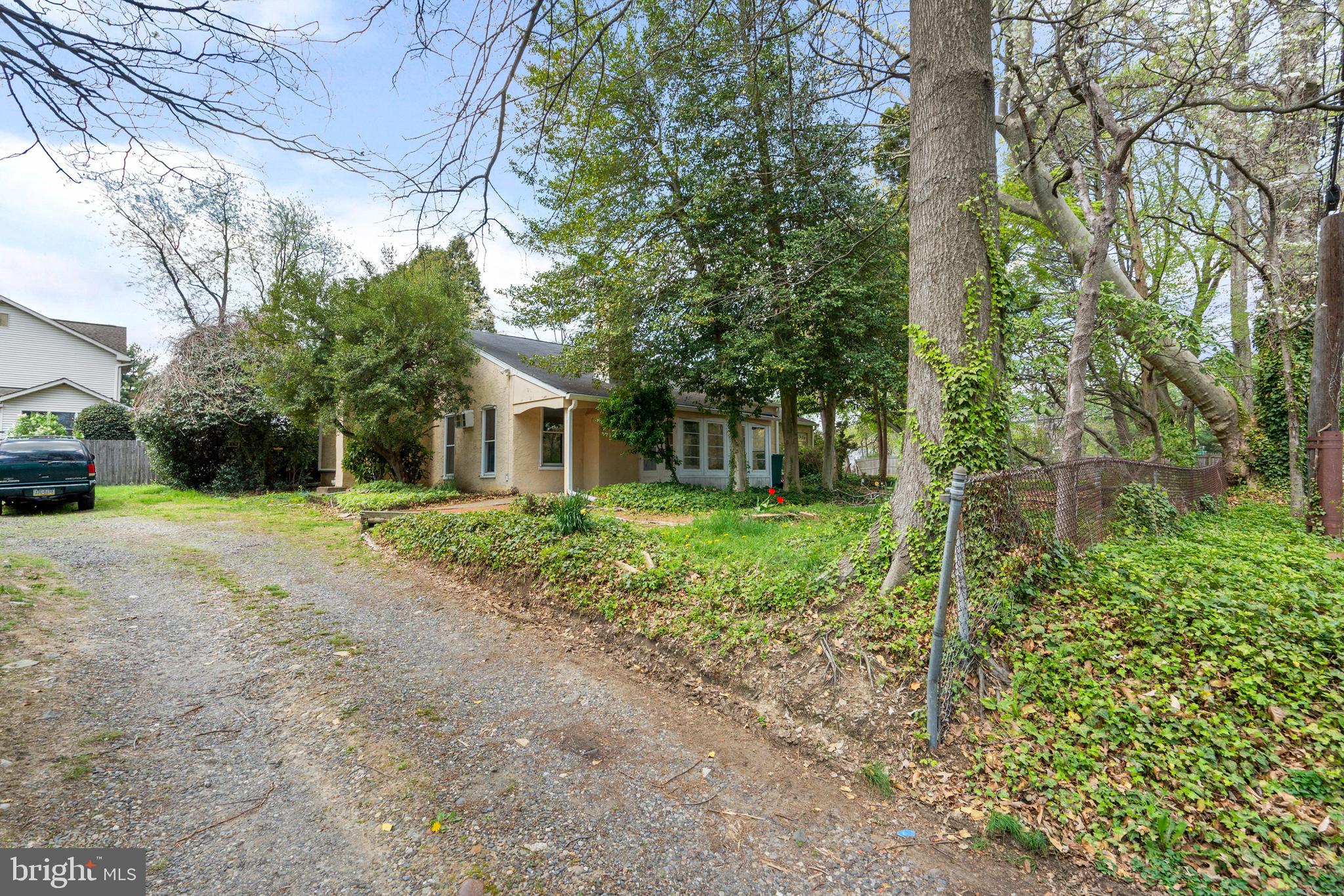 HIGHLAND PINES - Residential