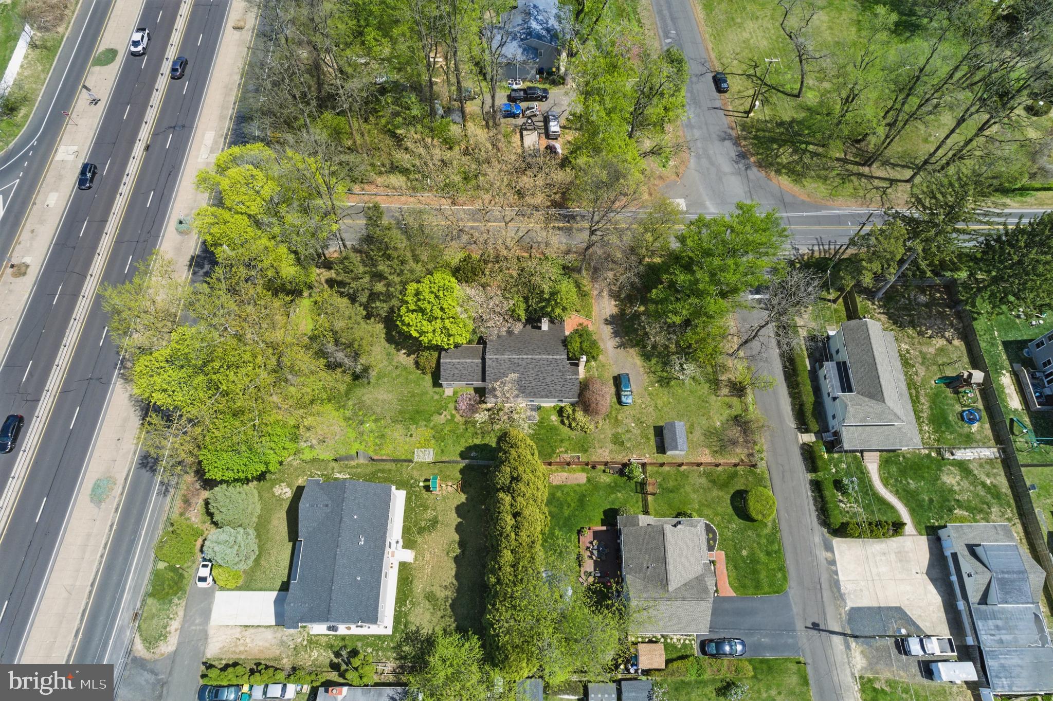 HIGHLAND PINES - Residential