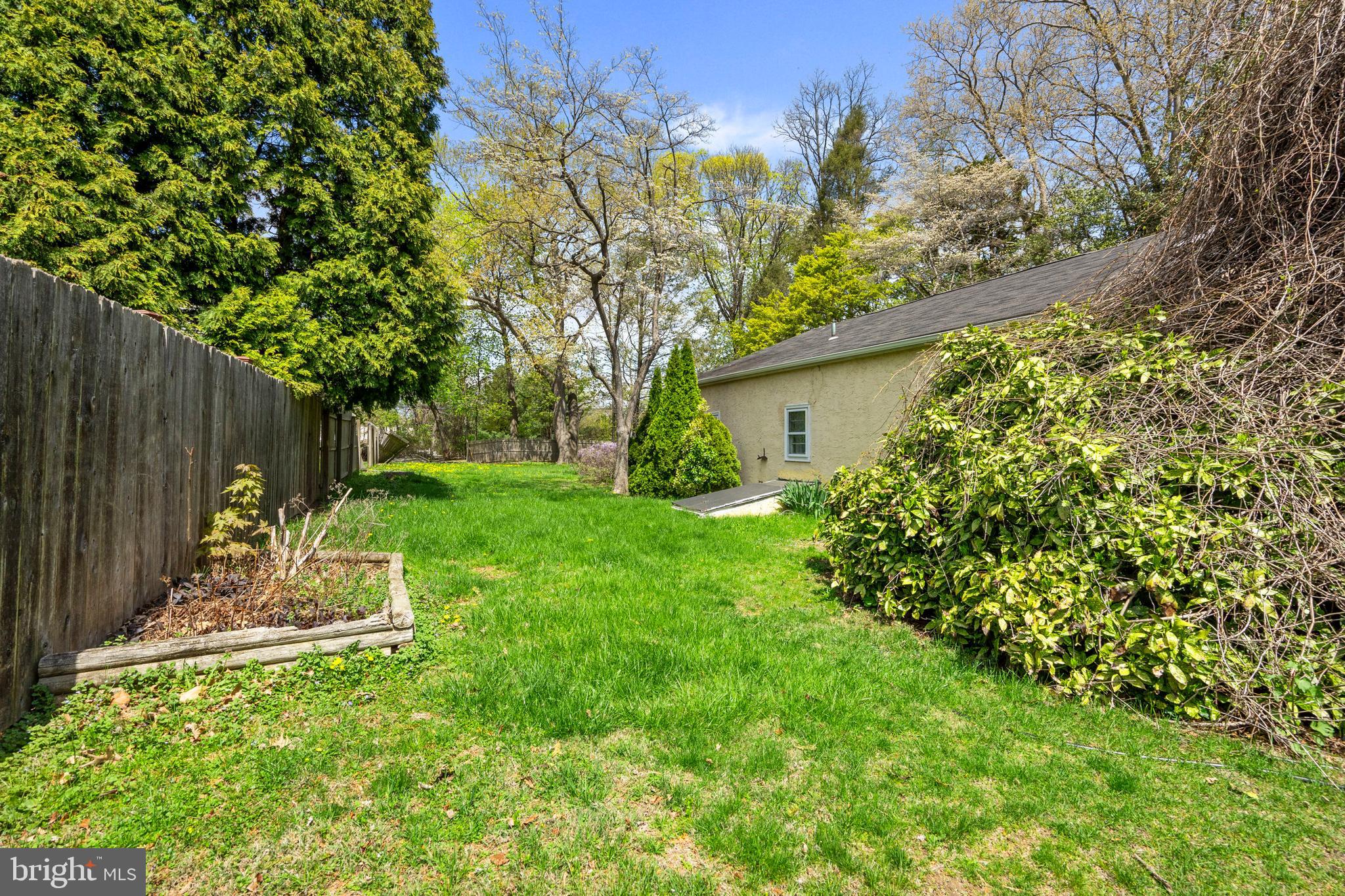 HIGHLAND PINES - Residential