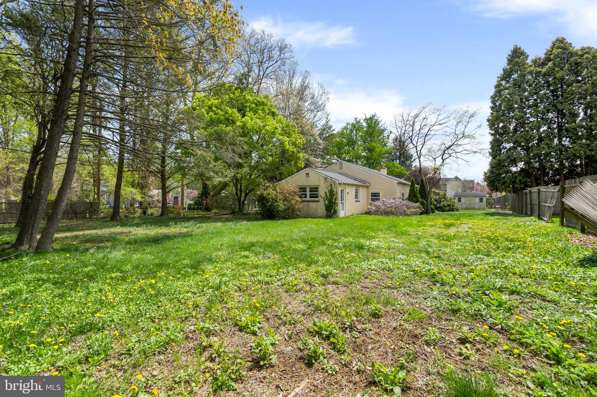 HIGHLAND PINES - Residential