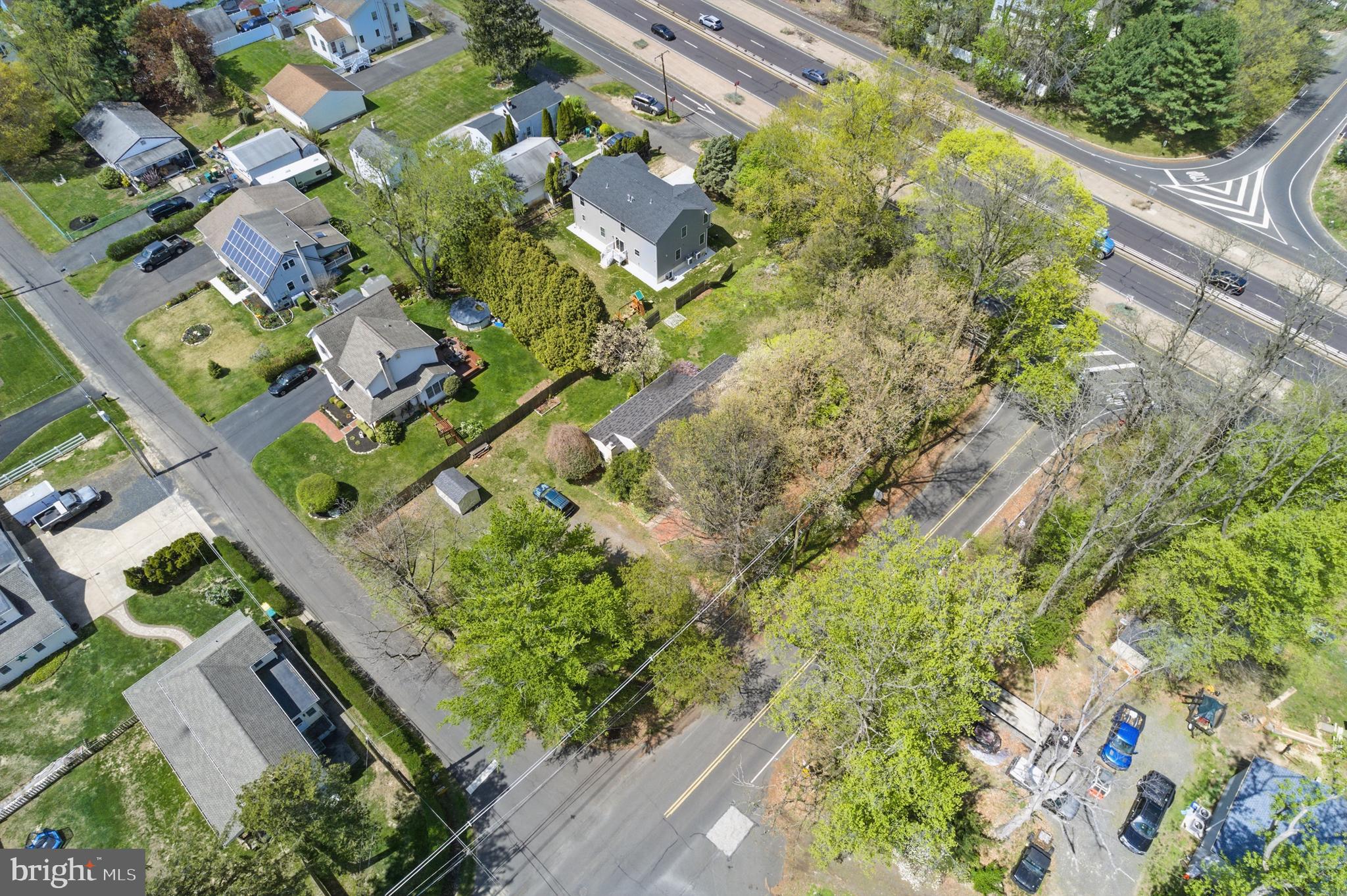 HIGHLAND PINES - Residential