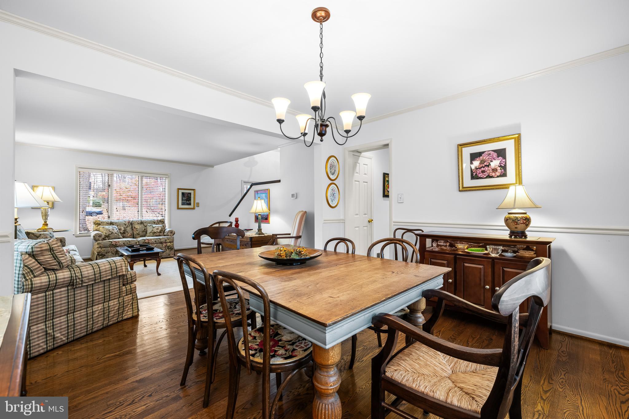 FALLS ROAD CORRIDOR - Residential