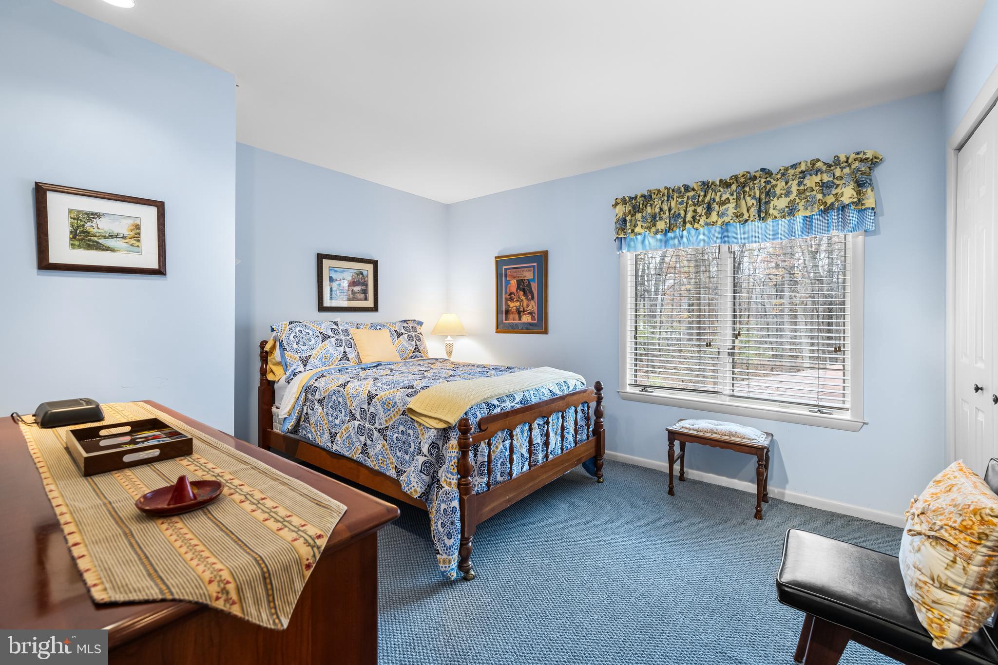 FALLS ROAD CORRIDOR - Residential