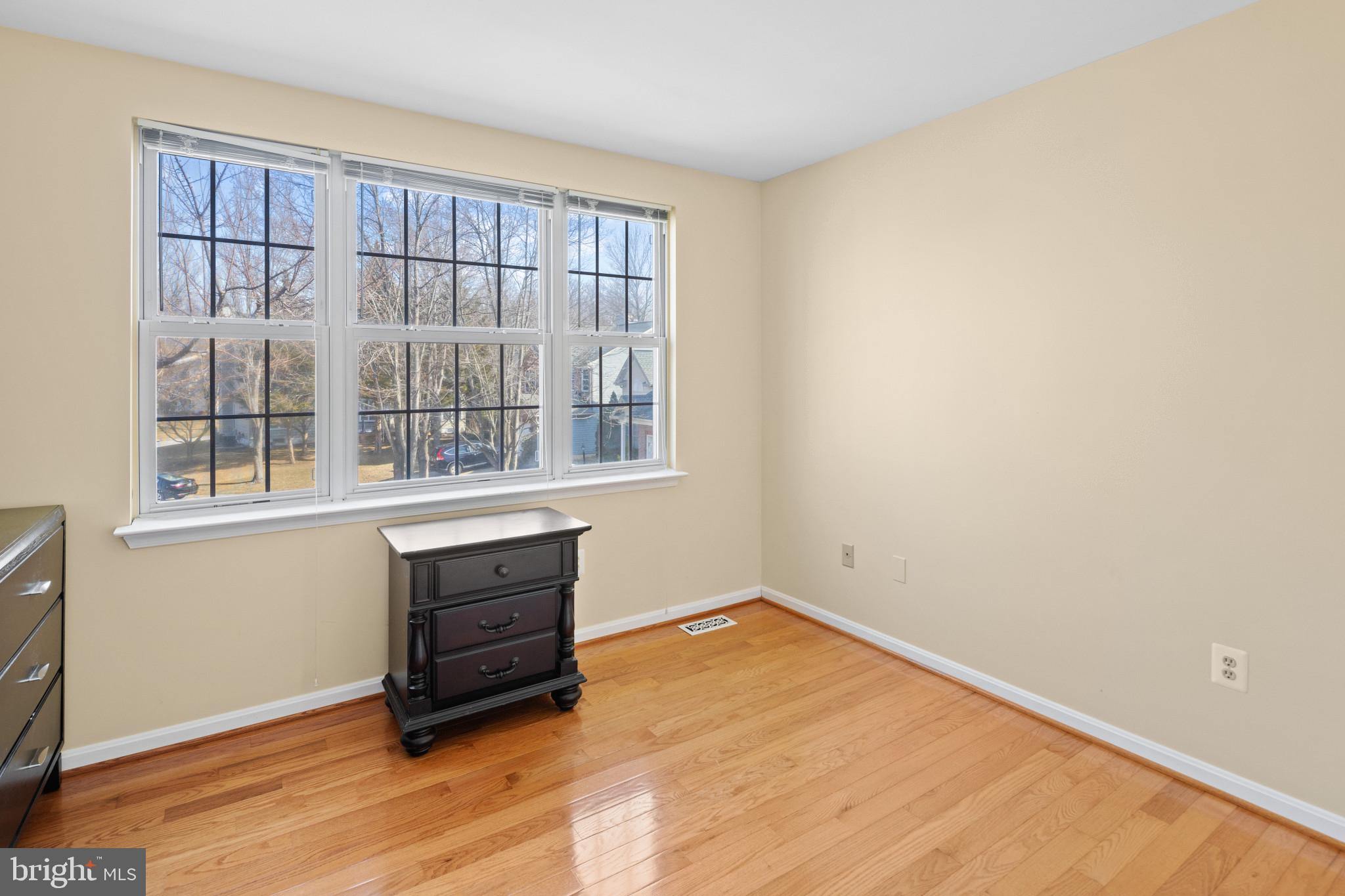 VILLAGE OF RIVER HILL - Residential