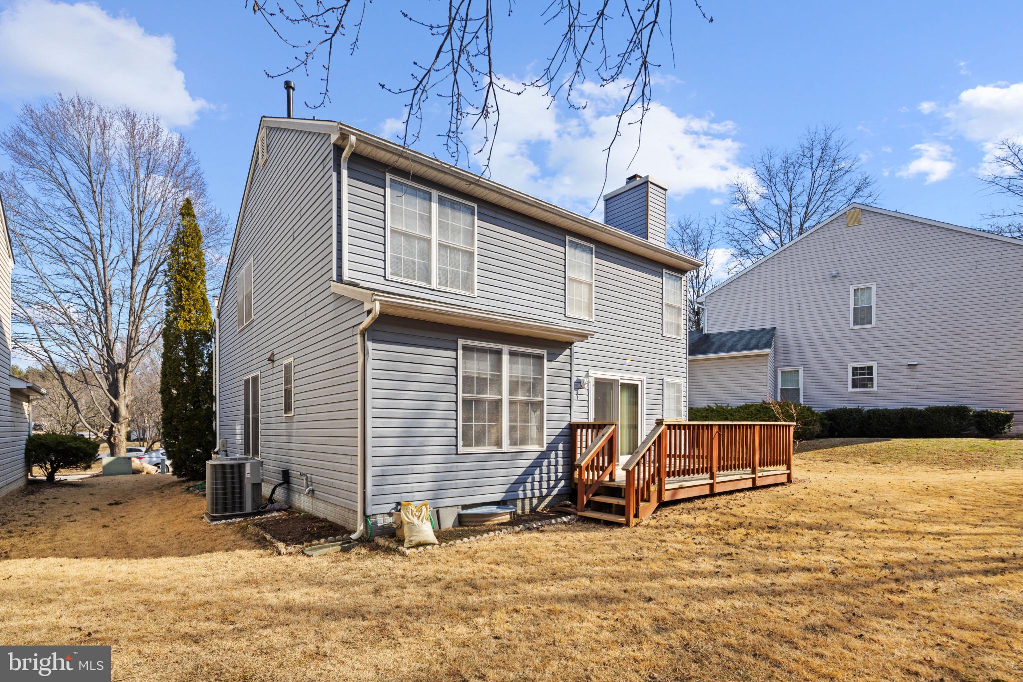 VILLAGE OF RIVER HILL - Residential