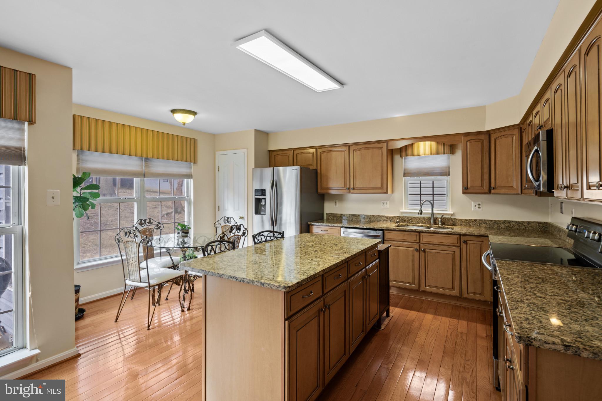 VILLAGE OF RIVER HILL - Residential