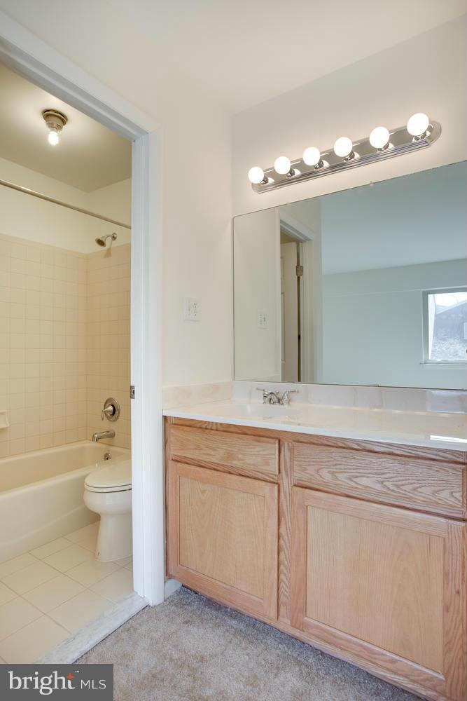 THE GENTRY - Residential Lease
