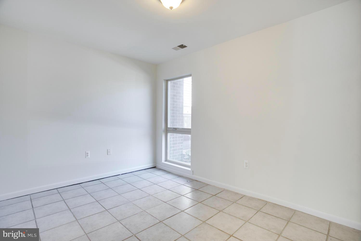 THE GENTRY - Residential Lease