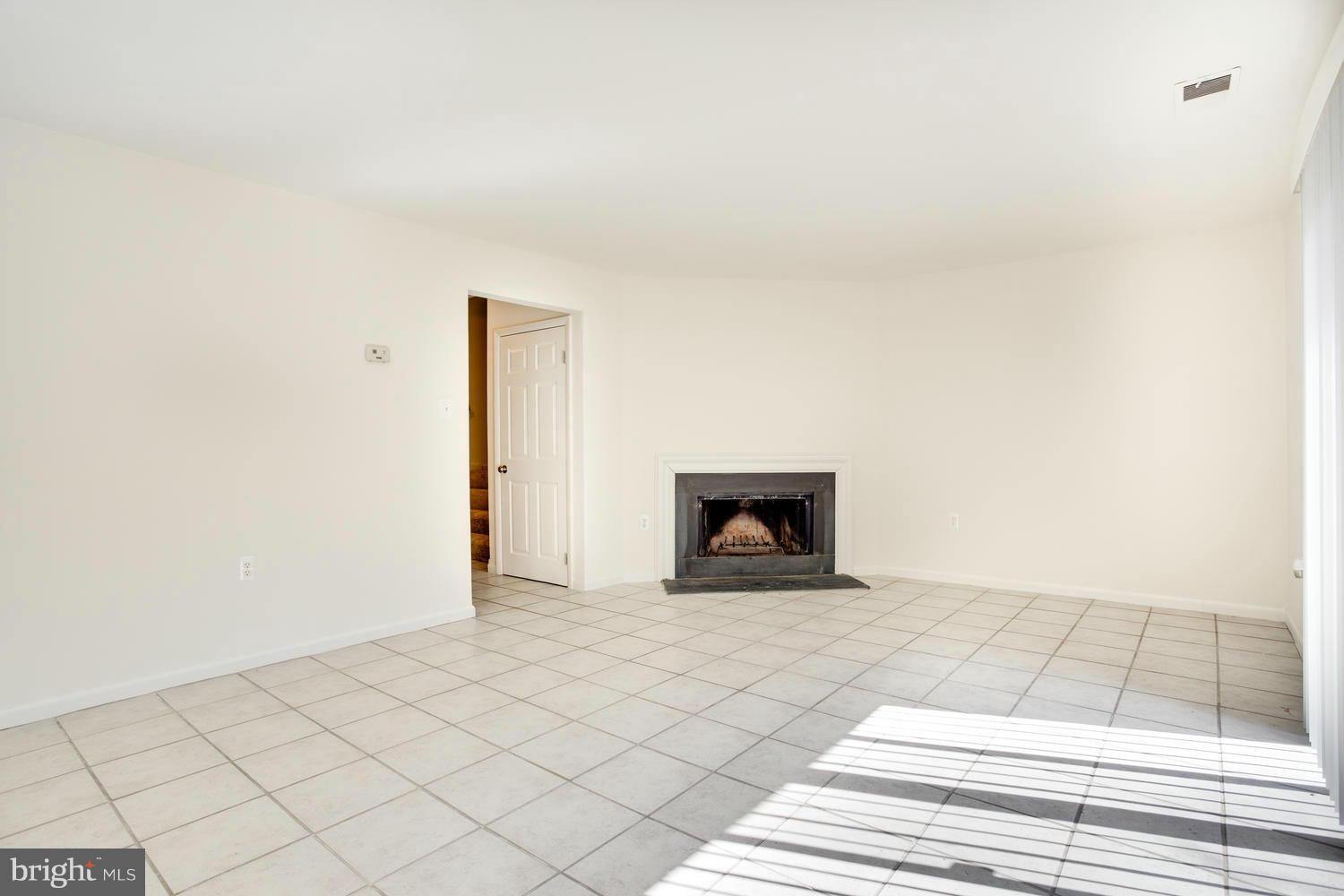 THE GENTRY - Residential Lease