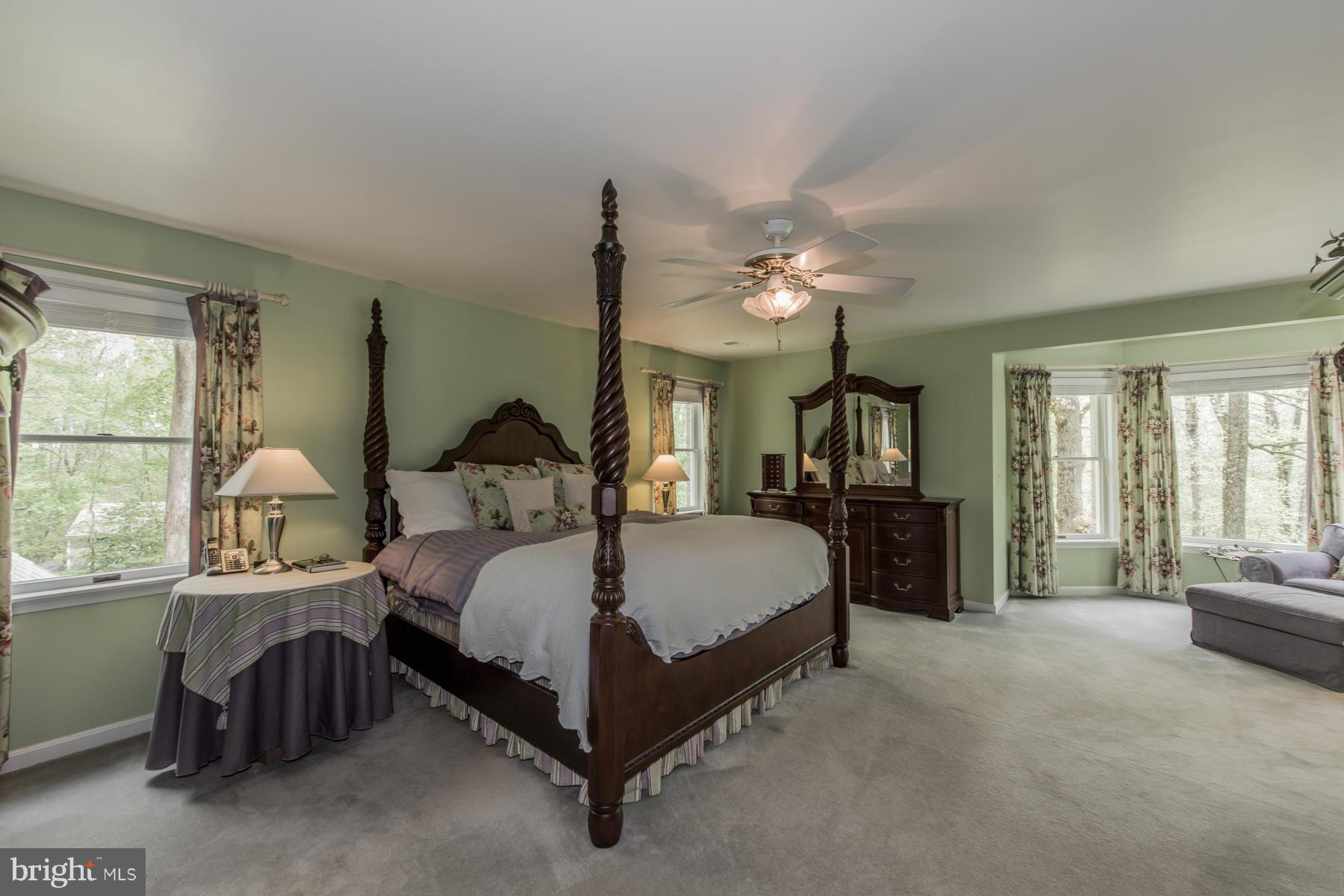 MEADOWOOD - Residential