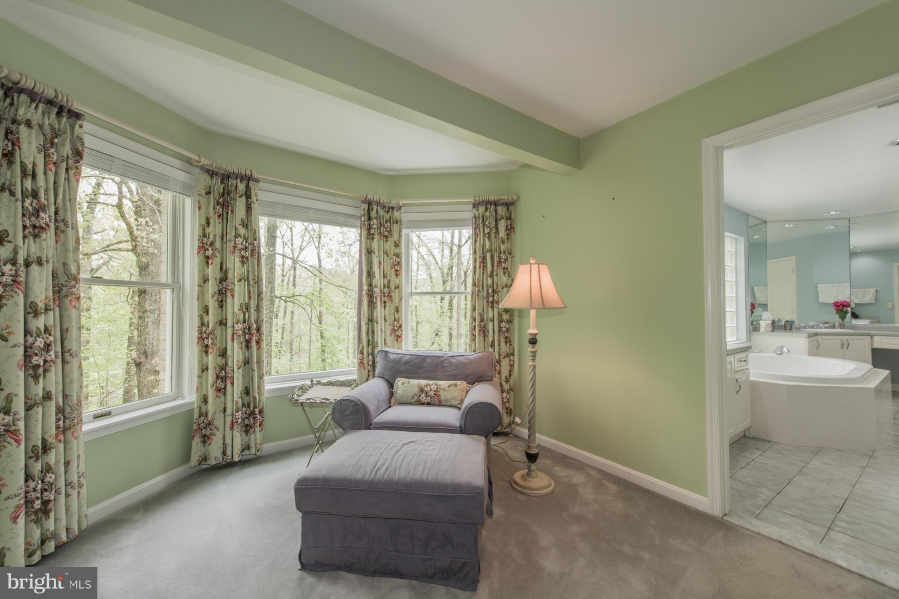 MEADOWOOD - Residential