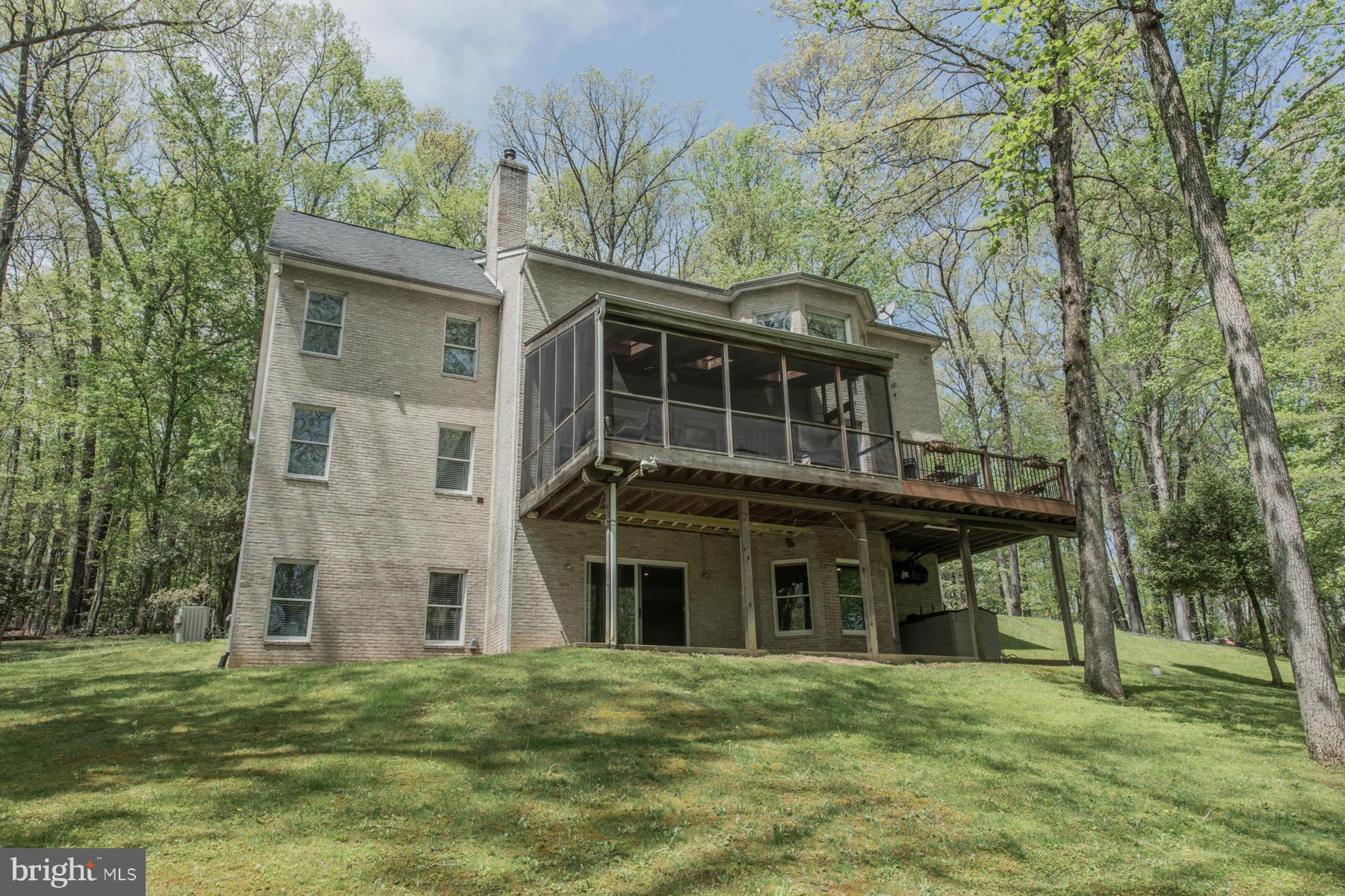MEADOWOOD - Residential