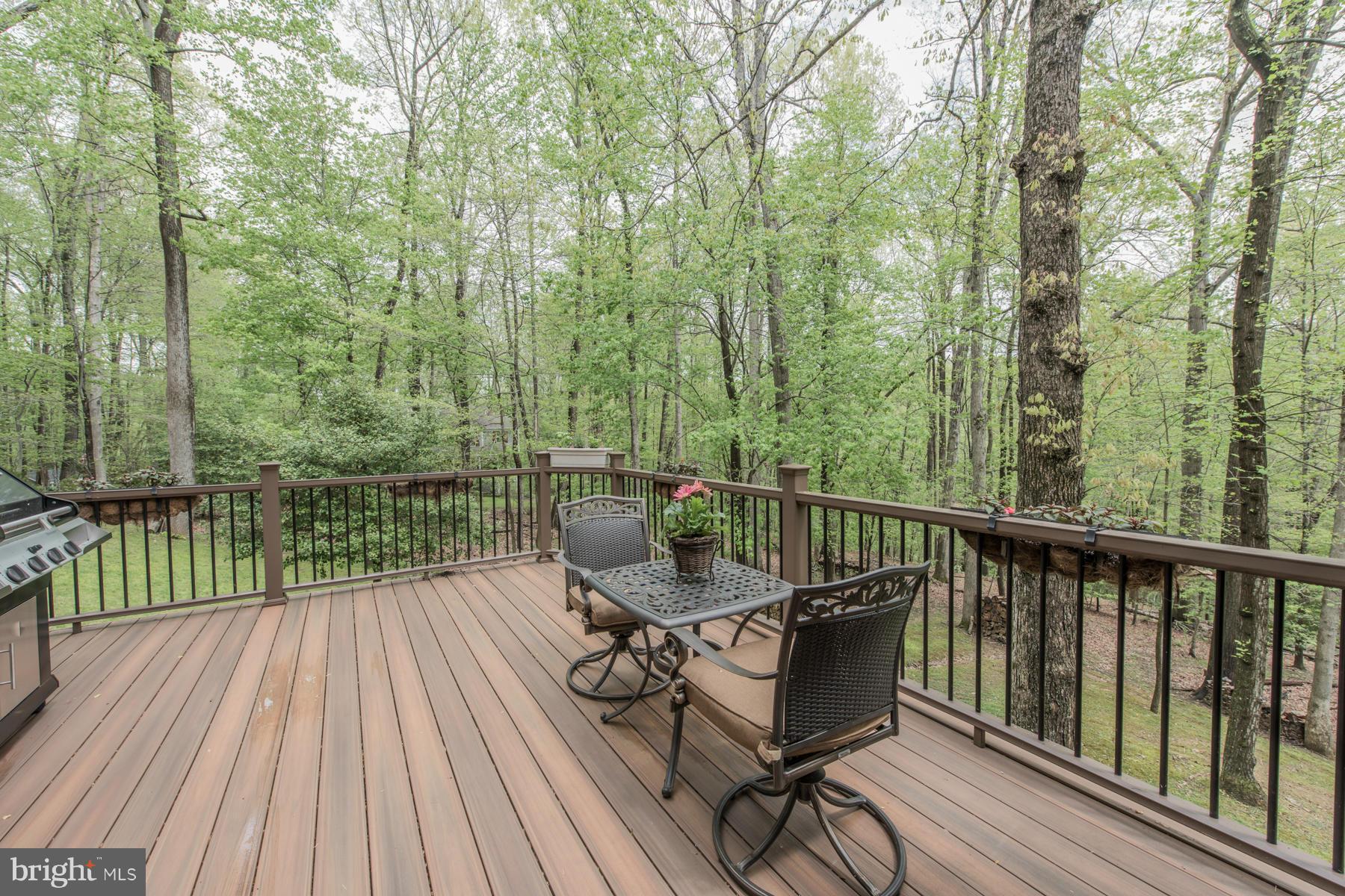 MEADOWOOD - Residential
