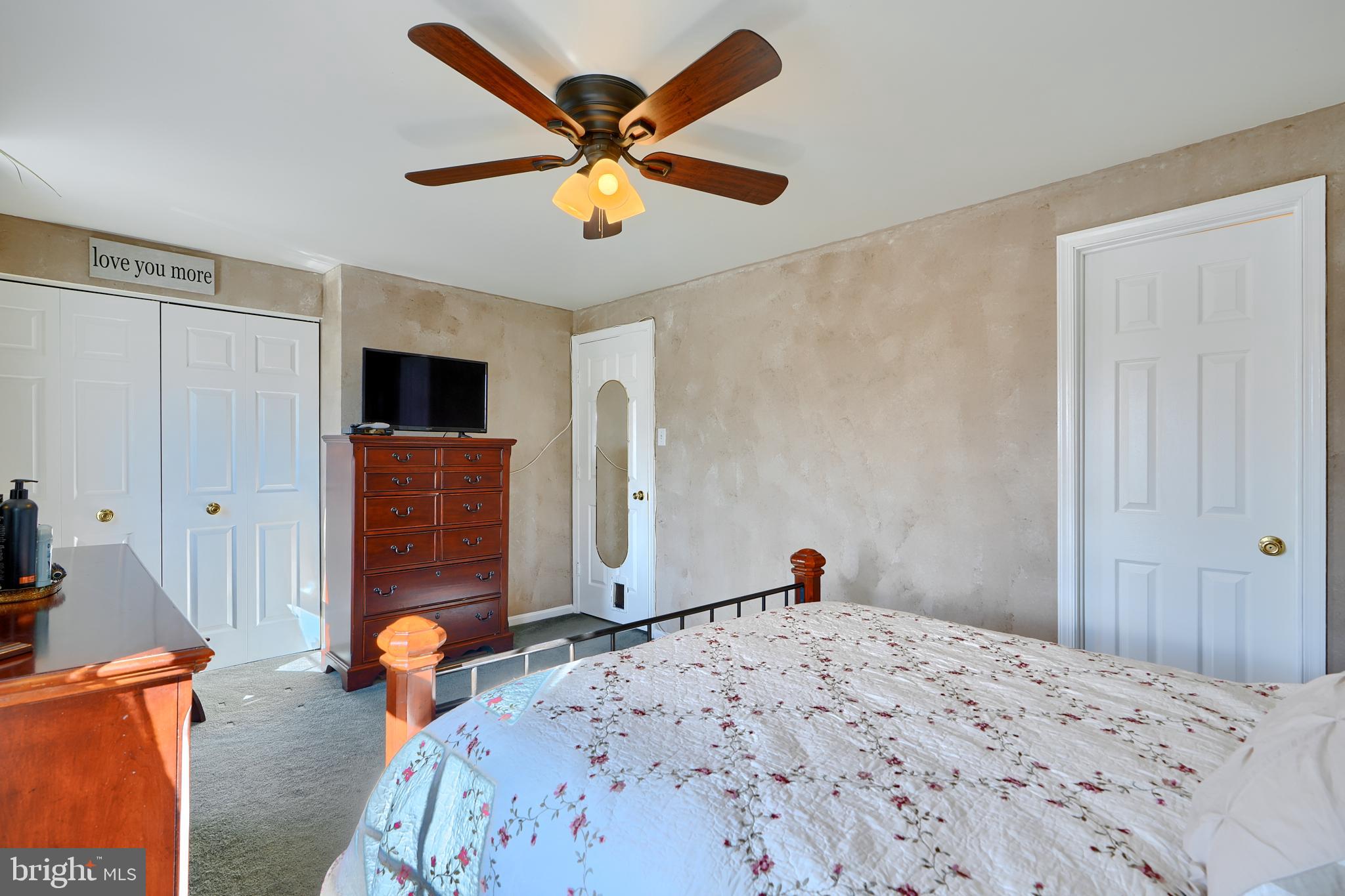 VILLAGE AT THOMAS RUN - Residential