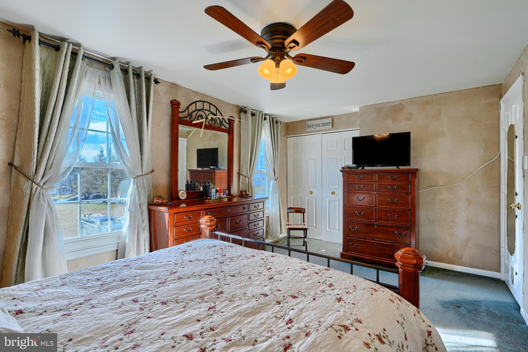 VILLAGE AT THOMAS RUN - Residential