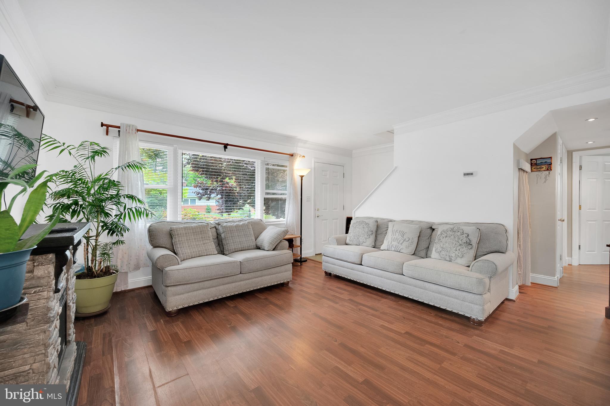 MCDONALD KNOLLS - Residential
